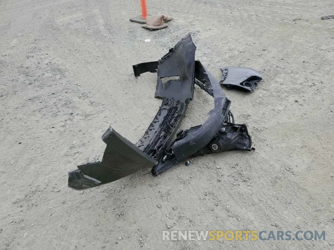 13 Photograph of a damaged car 5TDZZRFH7KS320351 TOYOTA HIGHLANDER 2019
