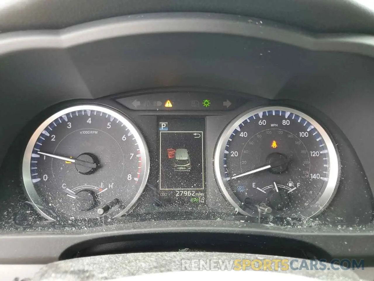 9 Photograph of a damaged car 5TDZZRFH7KS356167 TOYOTA HIGHLANDER 2019