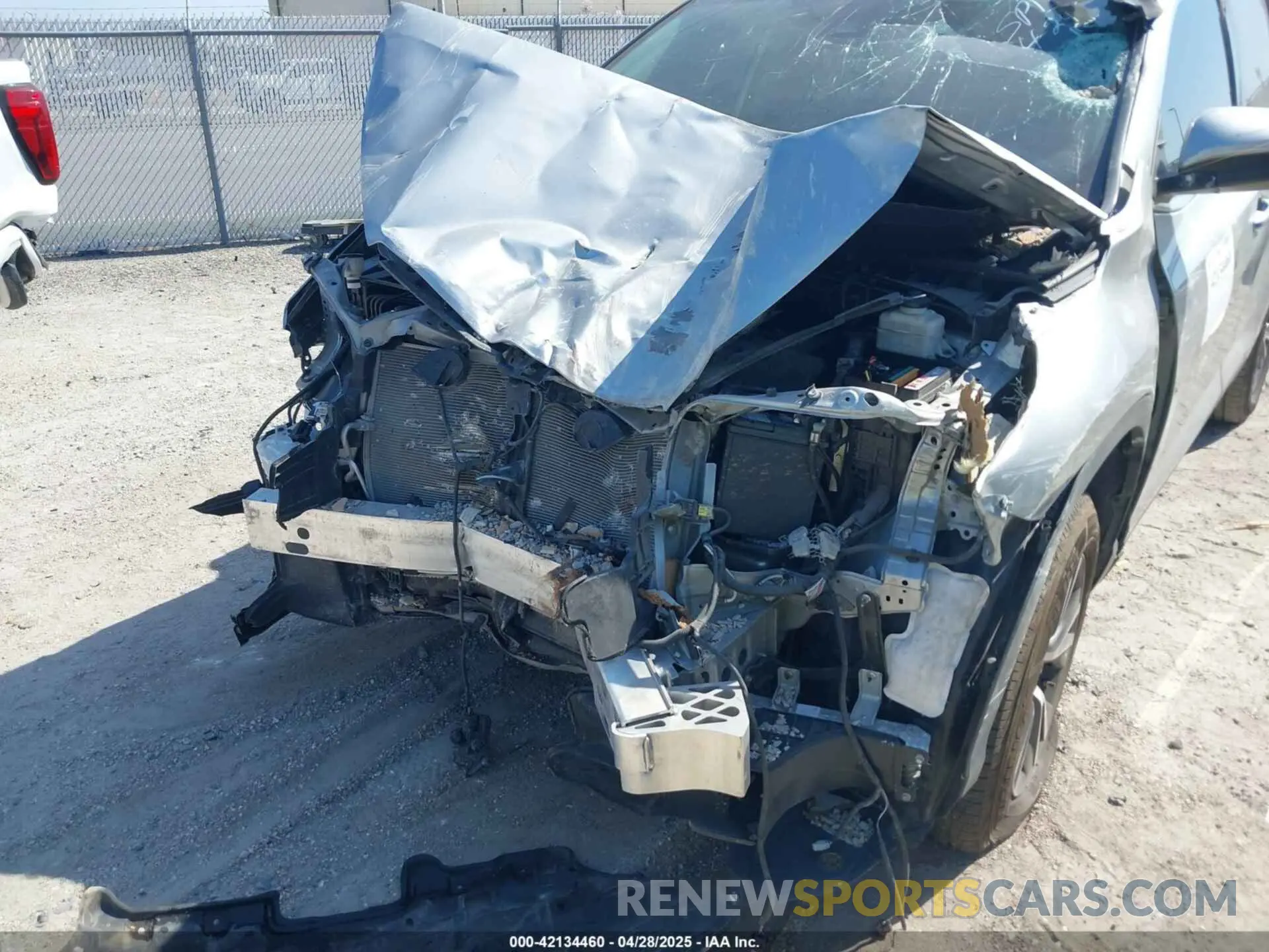 6 Фотография поврежденного автомобиля 5TDZZRFH8KS362902 TOYOTA HIGHLANDER 2019
