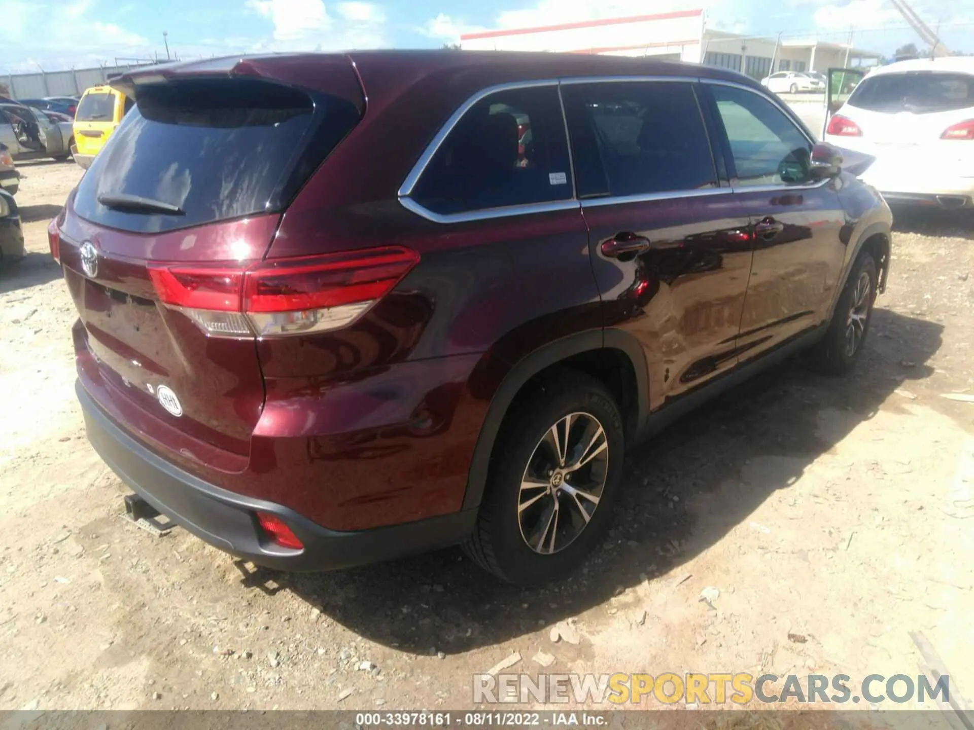 4 Фотография поврежденного автомобиля 5TDZZRFH9KS366697 TOYOTA HIGHLANDER 2019