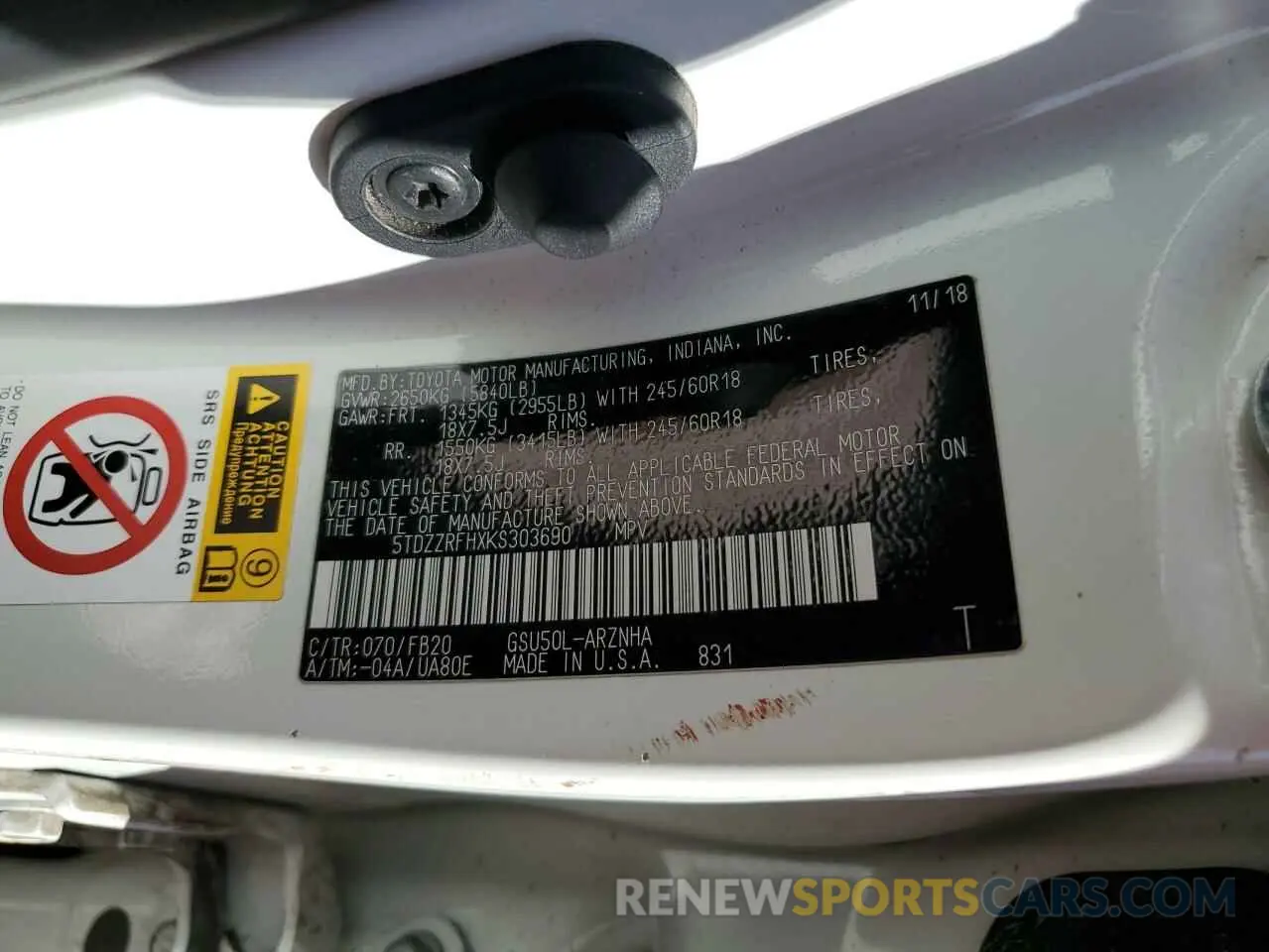 13 Photograph of a damaged car 5TDZZRFHXKS303690 TOYOTA HIGHLANDER 2019