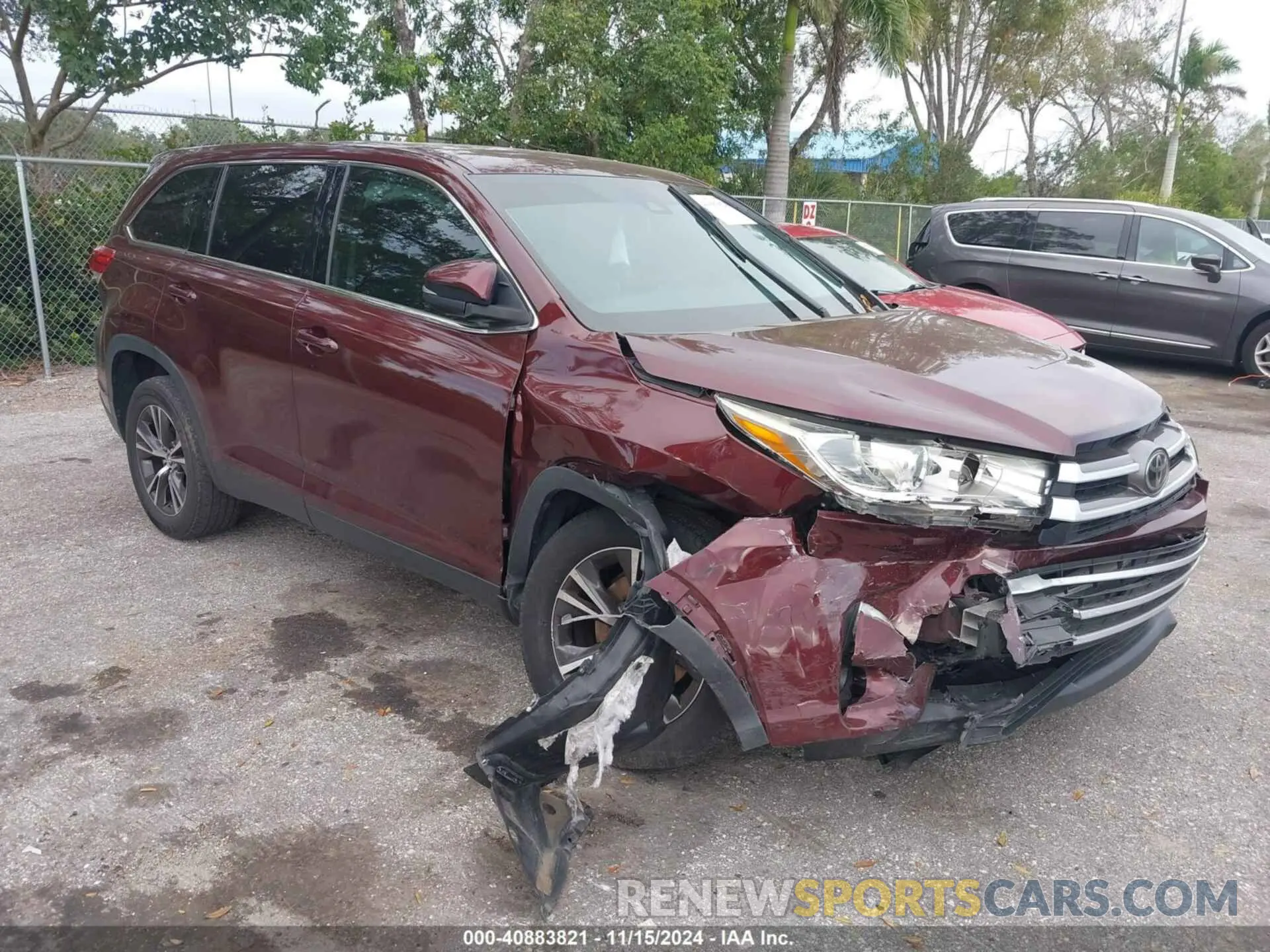 1 Фотография поврежденного автомобиля 5TDZZRFHXKS353425 TOYOTA HIGHLANDER 2019