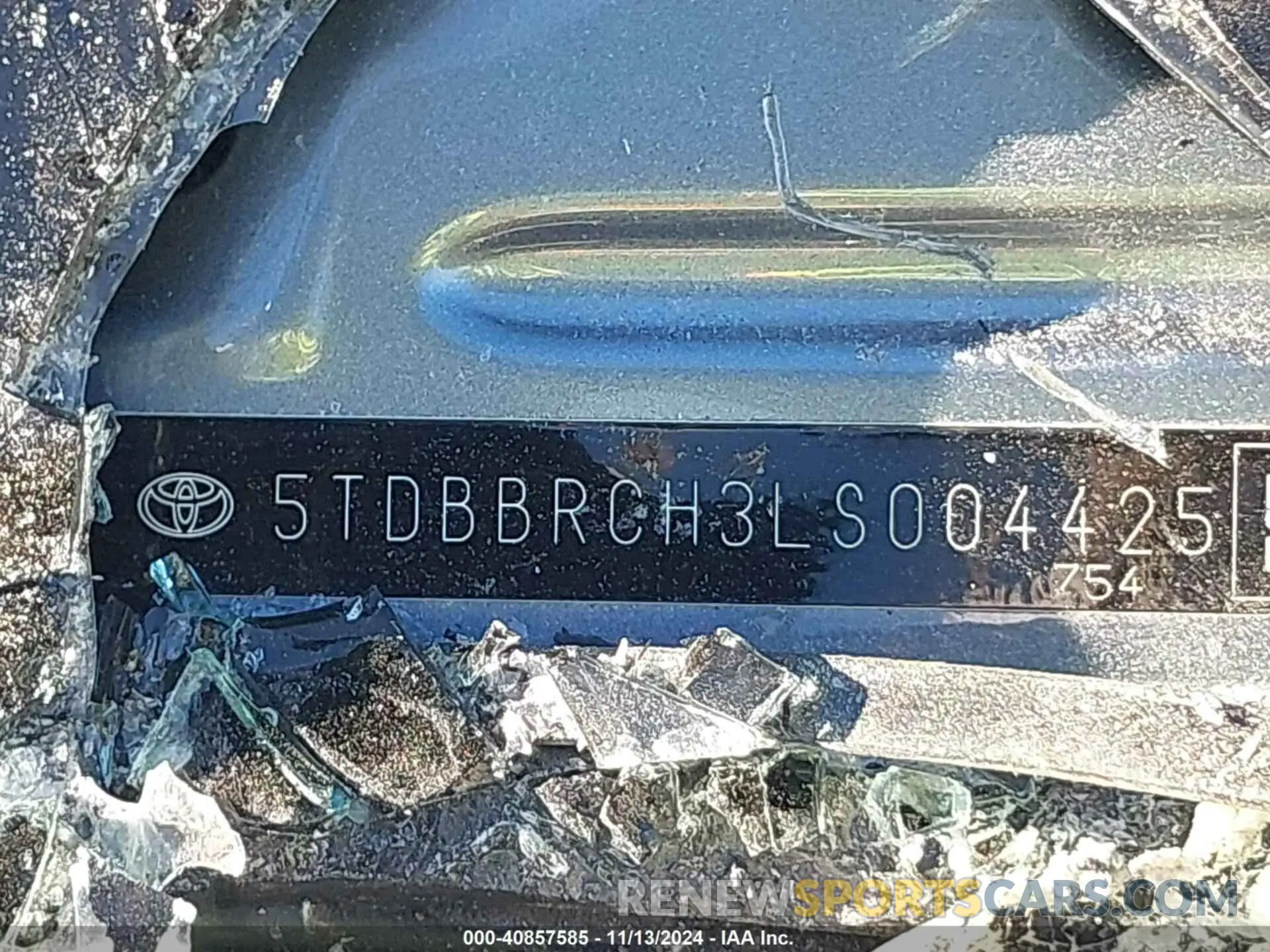 9 Photograph of a damaged car 5TDBBRCH3LS004425 TOYOTA HIGHLANDER 2020