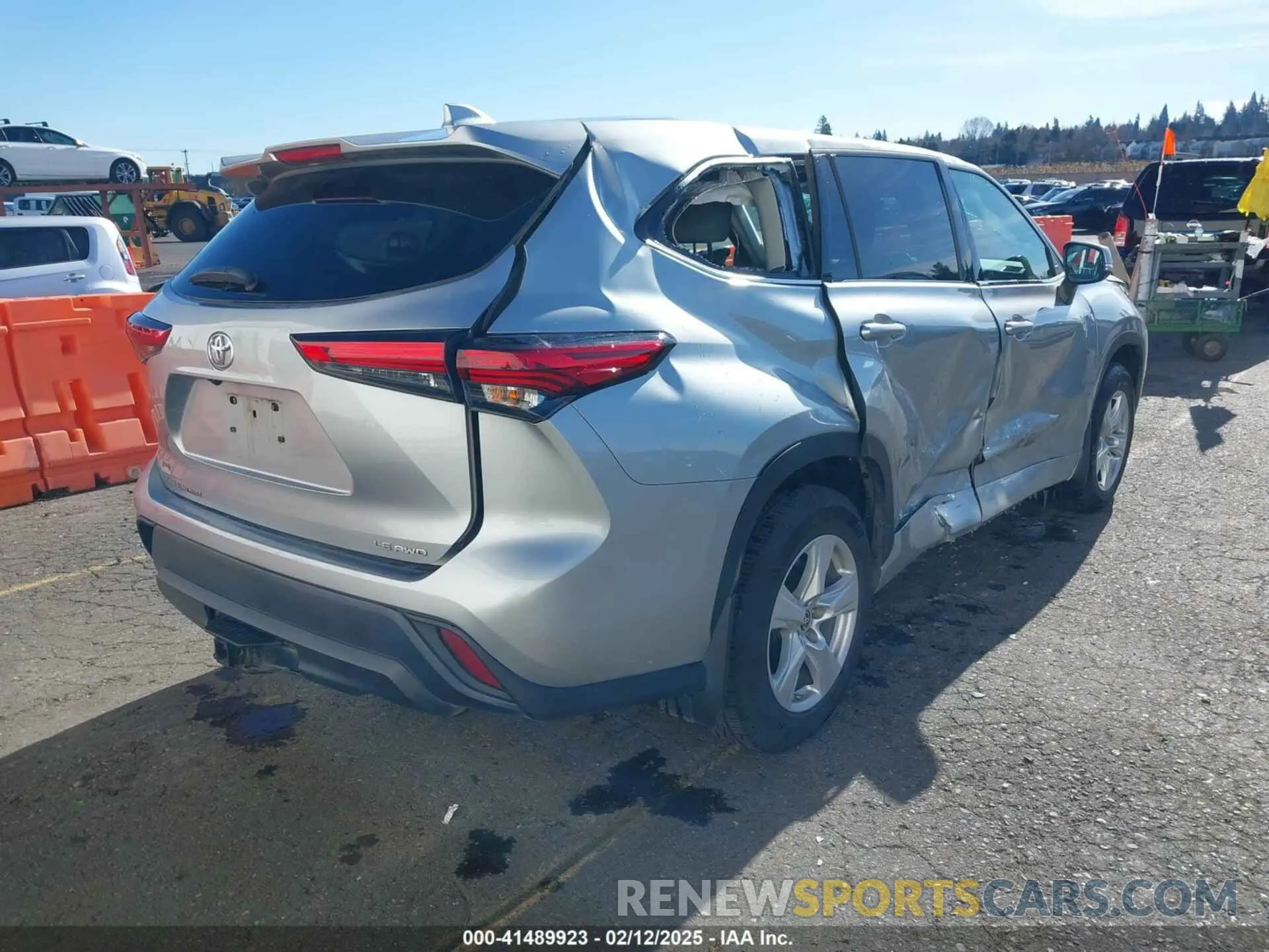 4 Фотография поврежденного автомобиля 5TDBZRBH0LS045947 TOYOTA HIGHLANDER 2020