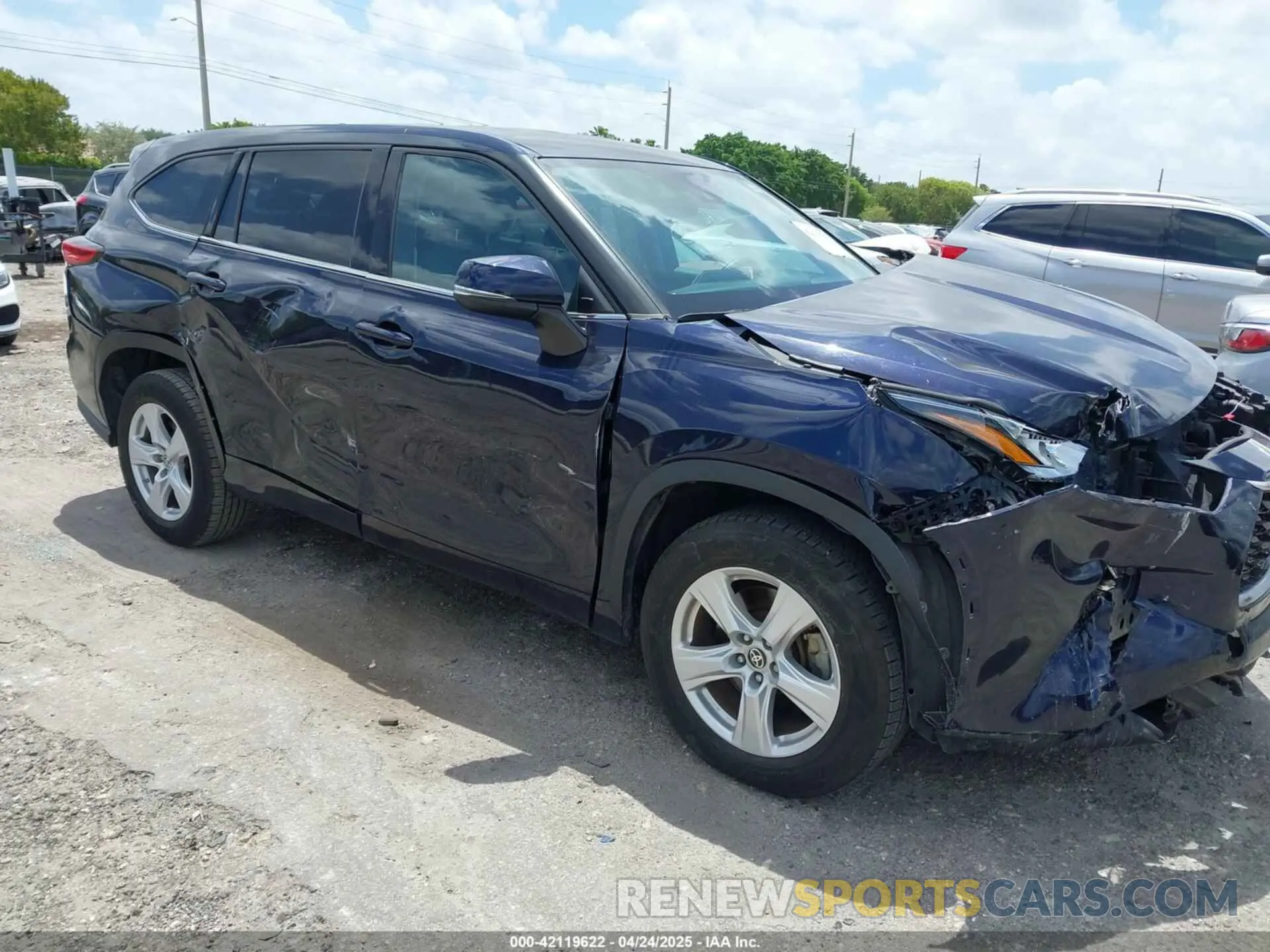 1 Photograph of a damaged car 5TDCZRAH1LS009495 TOYOTA HIGHLANDER 2020