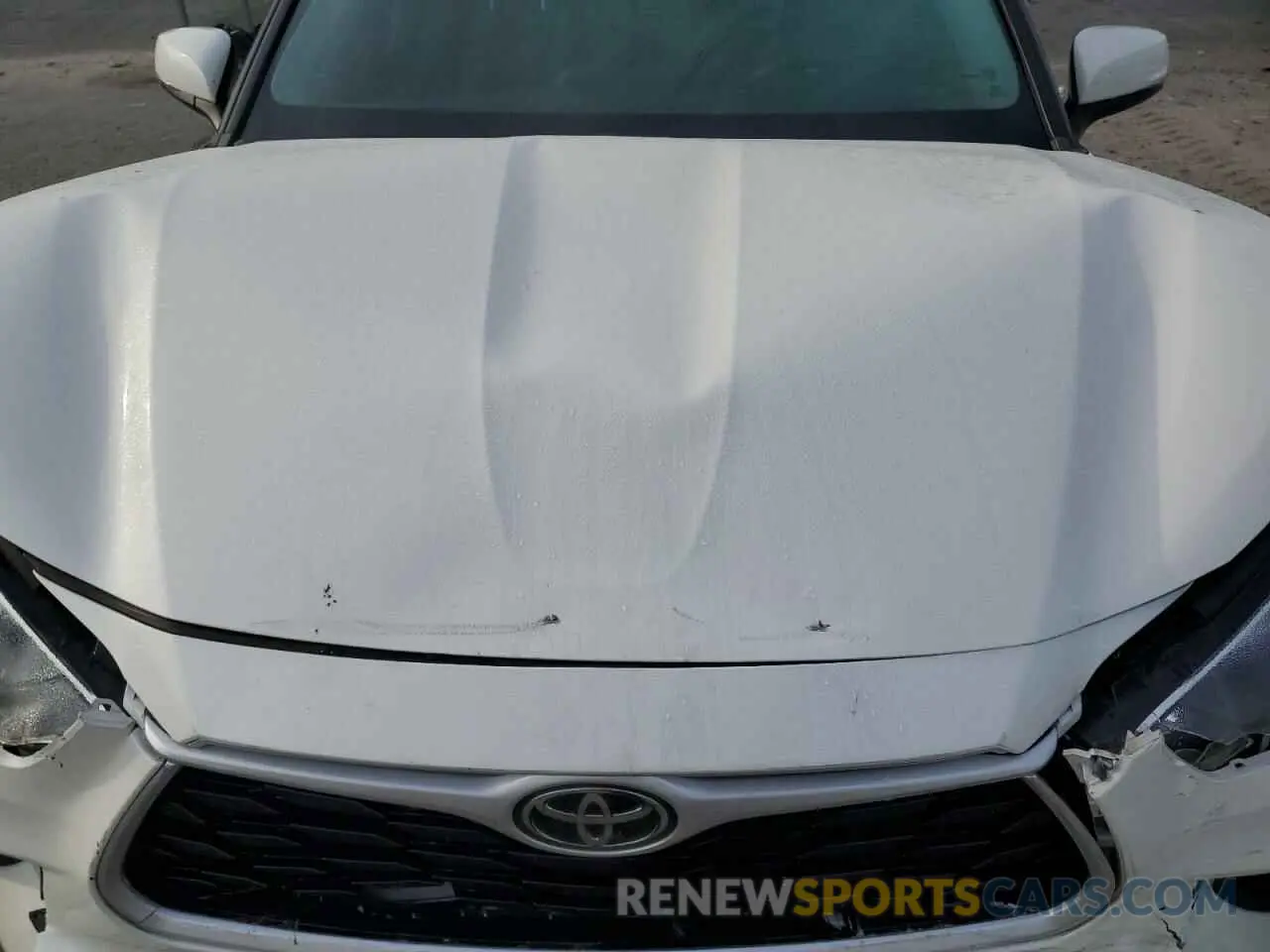 12 Photograph of a damaged car 5TDCZRAH2LS504059 TOYOTA HIGHLANDER 2020