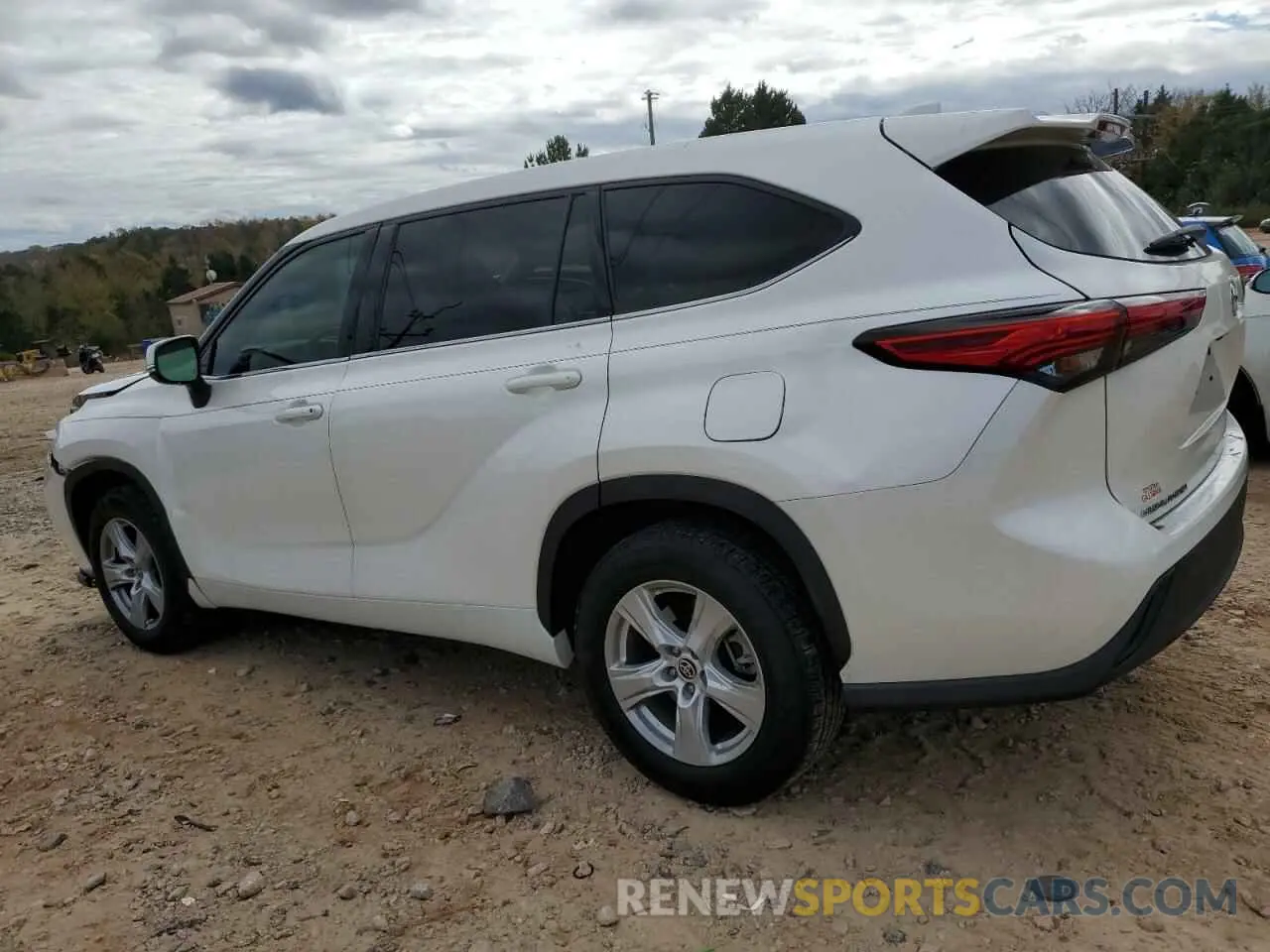 2 Photograph of a damaged car 5TDCZRAH3LS001141 TOYOTA HIGHLANDER 2020