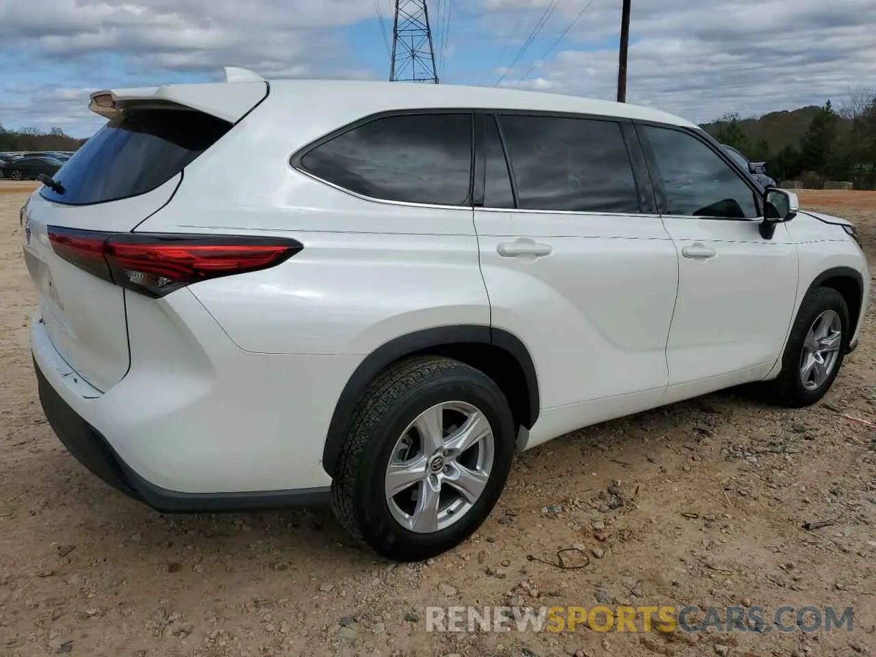 3 Photograph of a damaged car 5TDCZRAH3LS001141 TOYOTA HIGHLANDER 2020