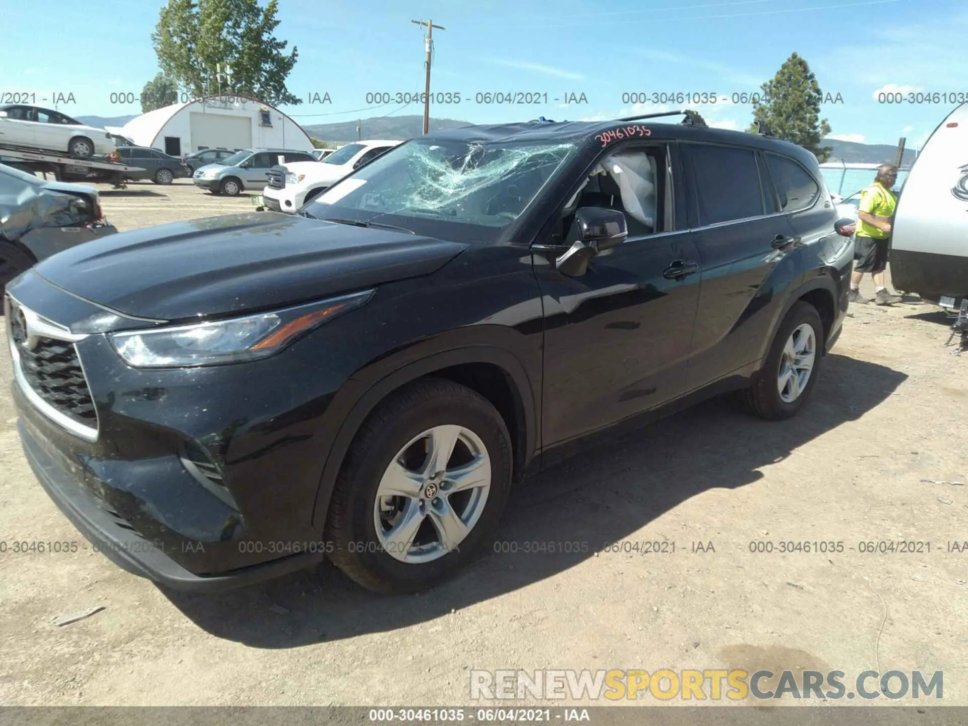 2 Photograph of a damaged car 5TDCZRAH3LS030445 TOYOTA HIGHLANDER 2020