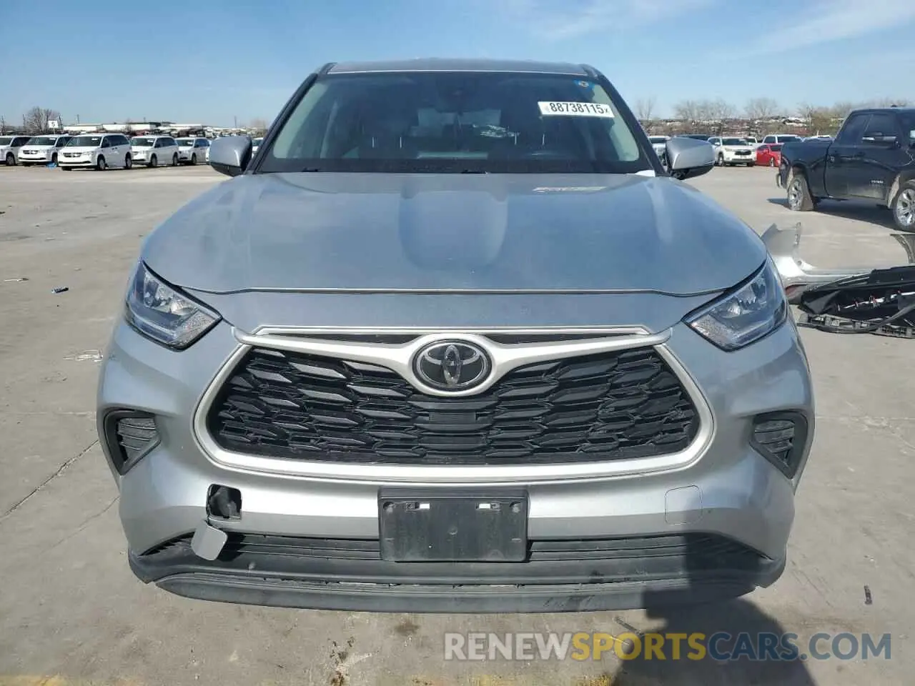 5 Photograph of a damaged car 5TDCZRAH8LS502235 TOYOTA HIGHLANDER 2020