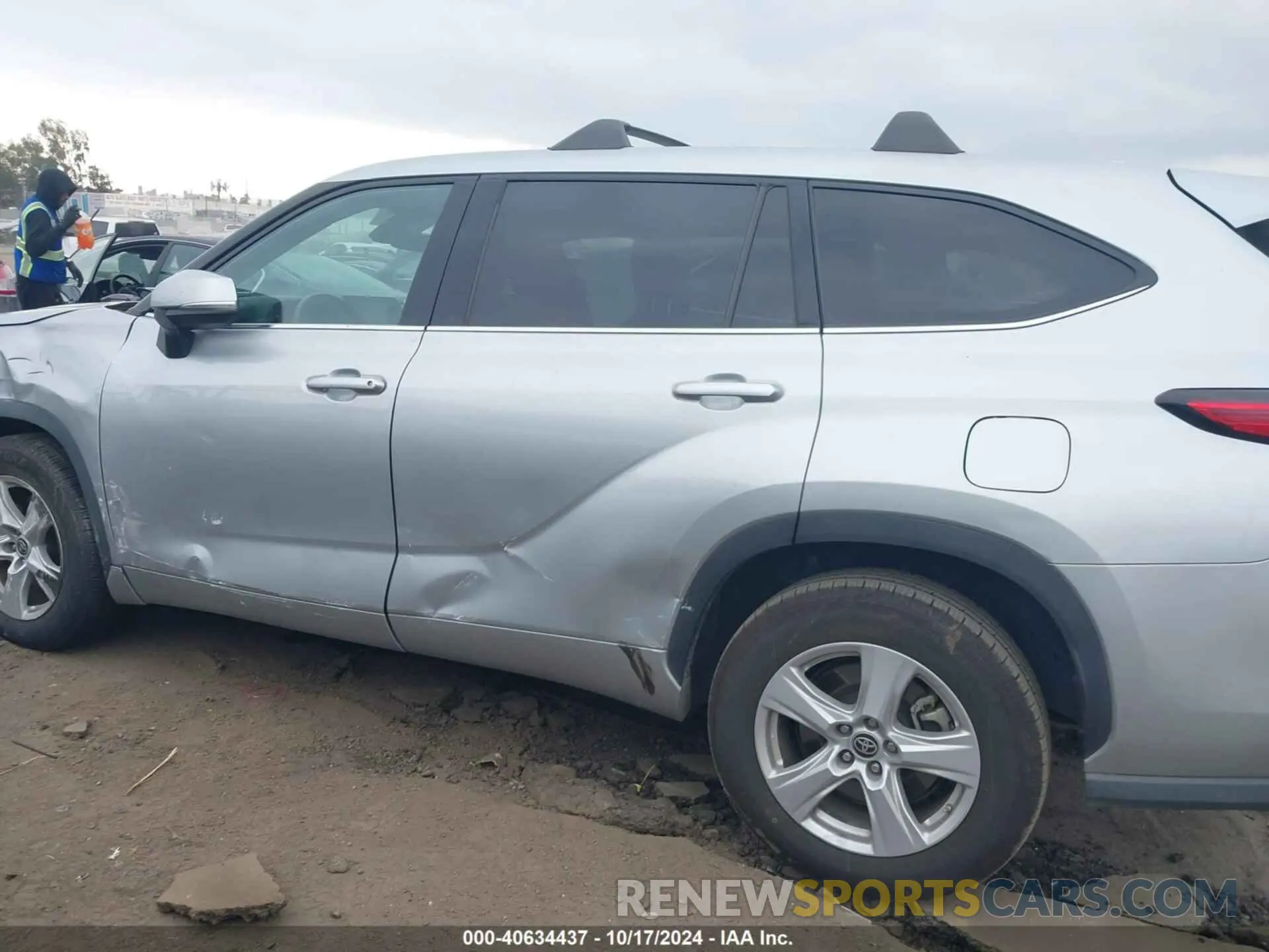 14 Фотография поврежденного автомобиля 5TDCZRAHXLS017871 TOYOTA HIGHLANDER 2020