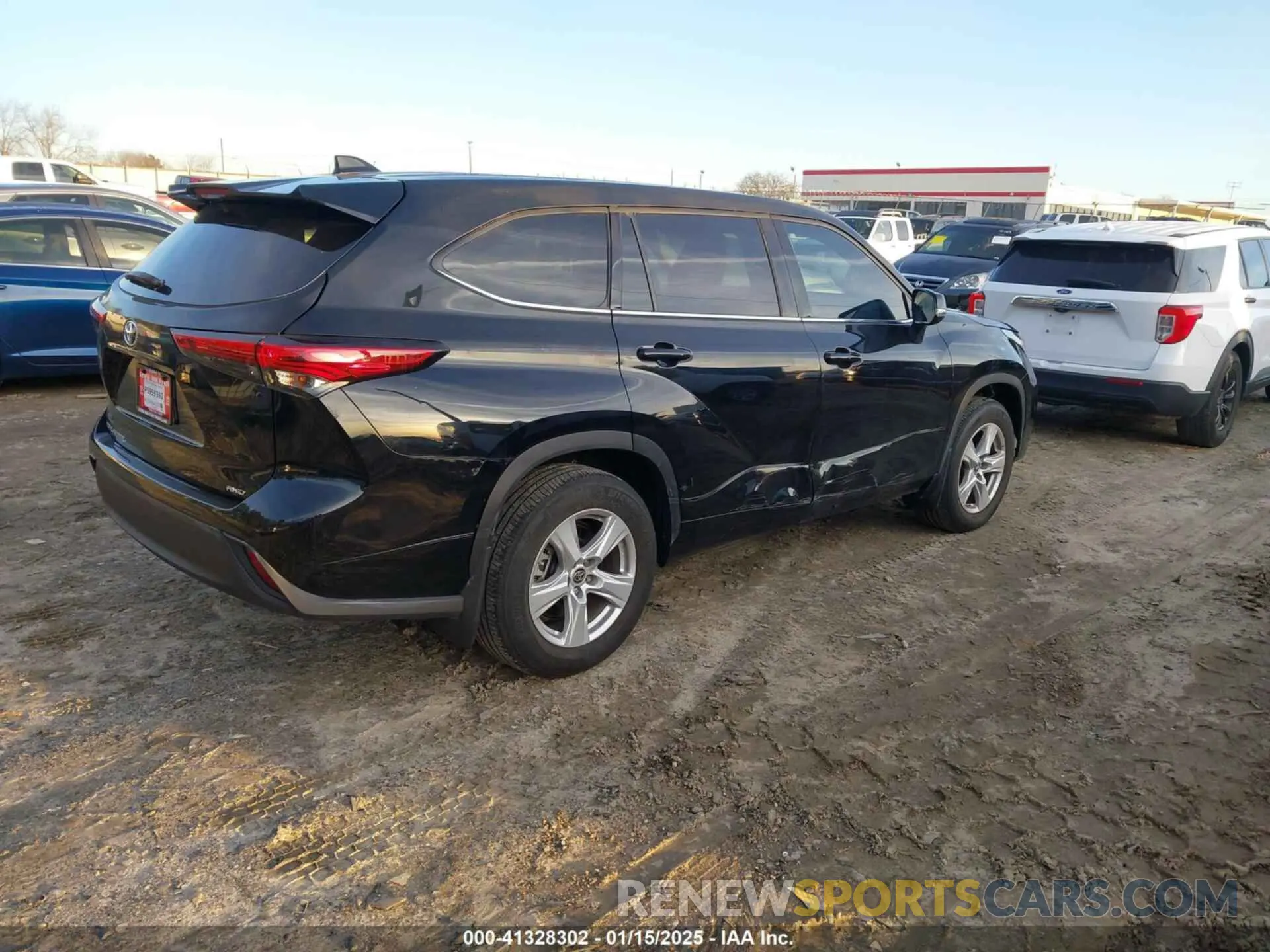 4 Photograph of a damaged car 5TDCZRBH0LS047248 TOYOTA HIGHLANDER 2020
