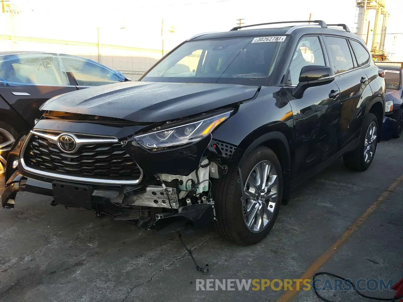 2 Photograph of a damaged car 5TDDZRBH1LS022024 TOYOTA HIGHLANDER 2020