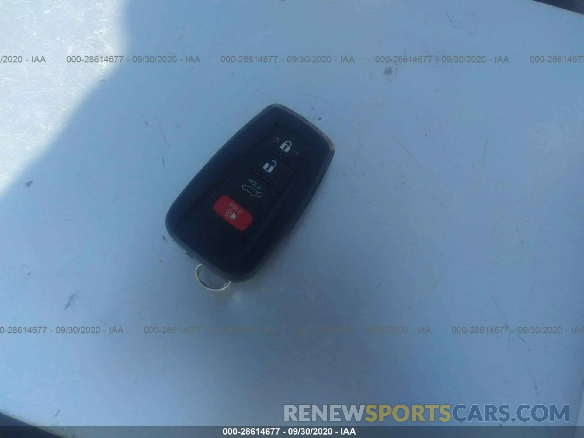 11 Photograph of a damaged car 5TDDZRBH4LS034376 TOYOTA HIGHLANDER 2020