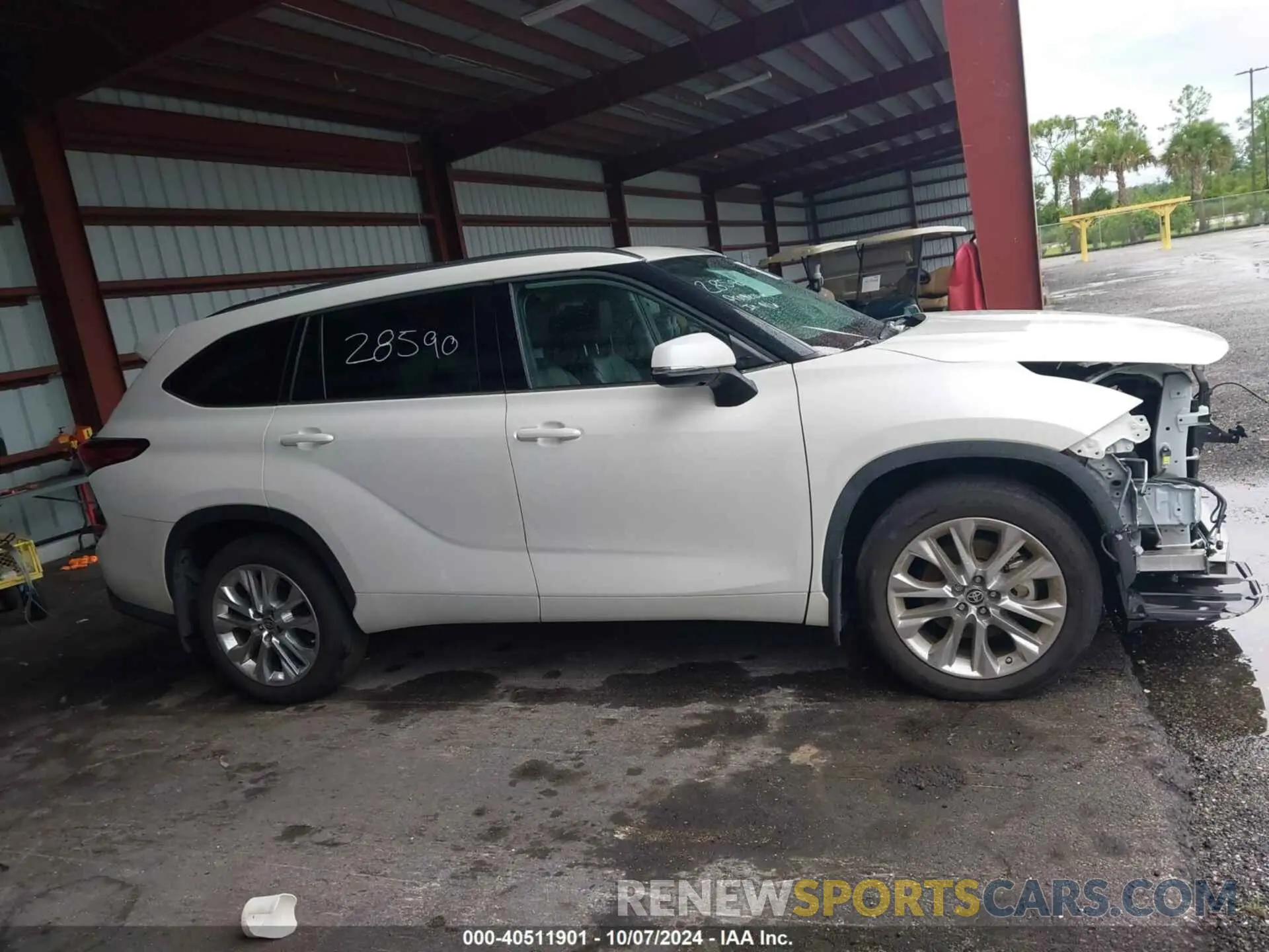 13 Photograph of a damaged car 5TDDZRBH6LS026988 TOYOTA HIGHLANDER 2020