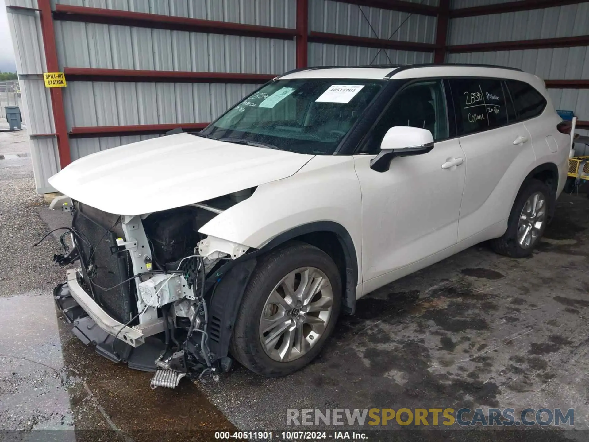 2 Photograph of a damaged car 5TDDZRBH6LS026988 TOYOTA HIGHLANDER 2020