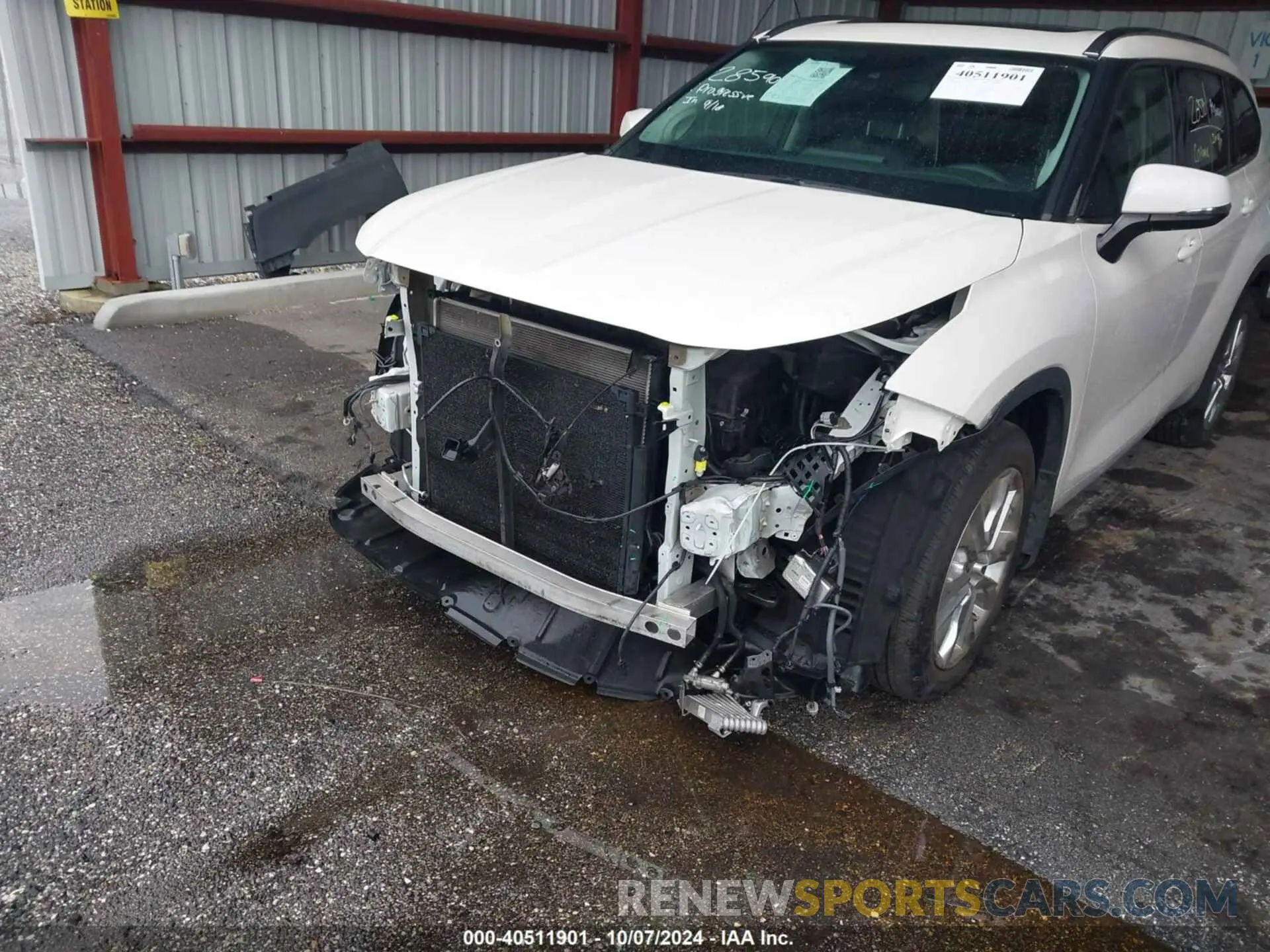 6 Photograph of a damaged car 5TDDZRBH6LS026988 TOYOTA HIGHLANDER 2020