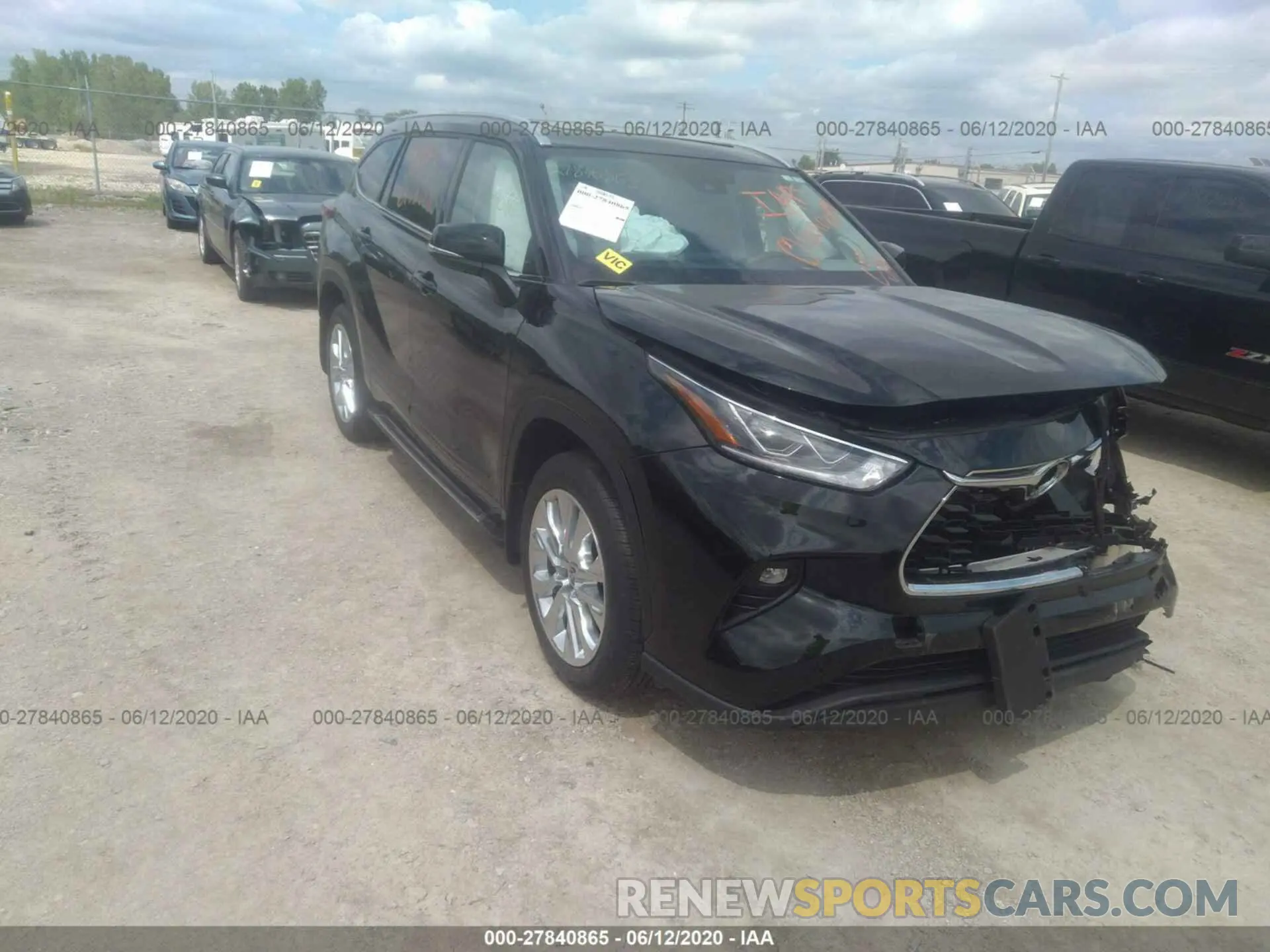 1 Photograph of a damaged car 5TDDZRBH7LS005017 TOYOTA HIGHLANDER 2020