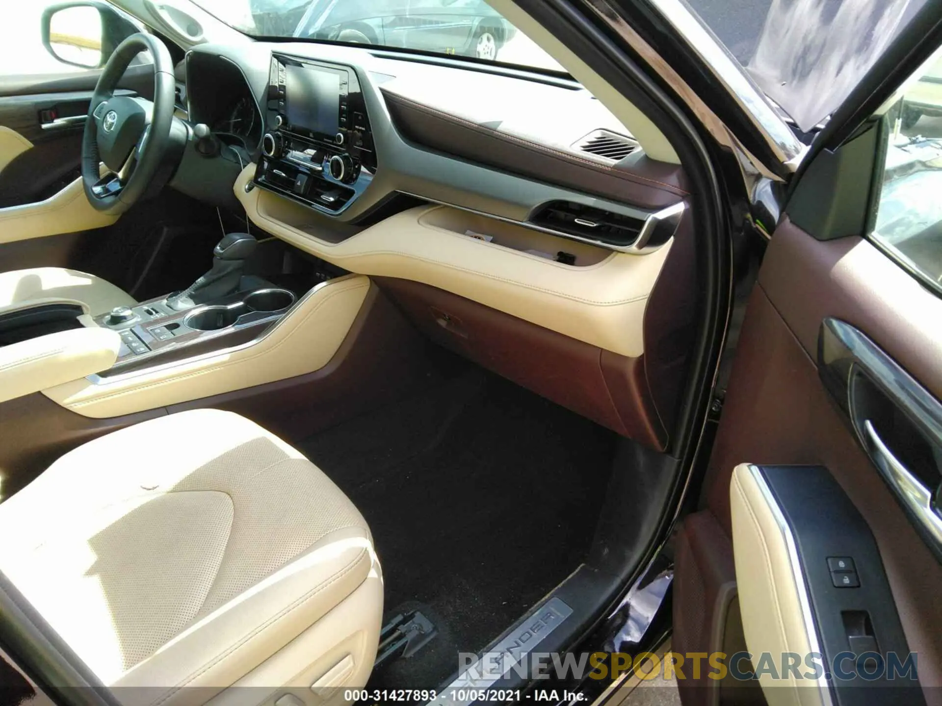 5 Photograph of a damaged car 5TDDZRBH9LS038939 TOYOTA HIGHLANDER 2020