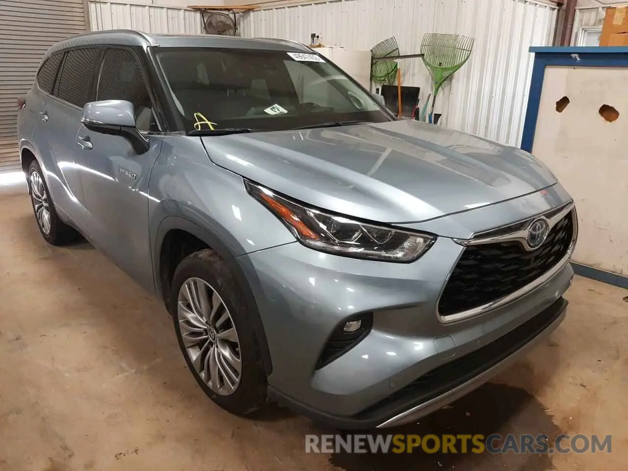 1 Photograph of a damaged car 5TDFARAH1LS001224 TOYOTA HIGHLANDER 2020