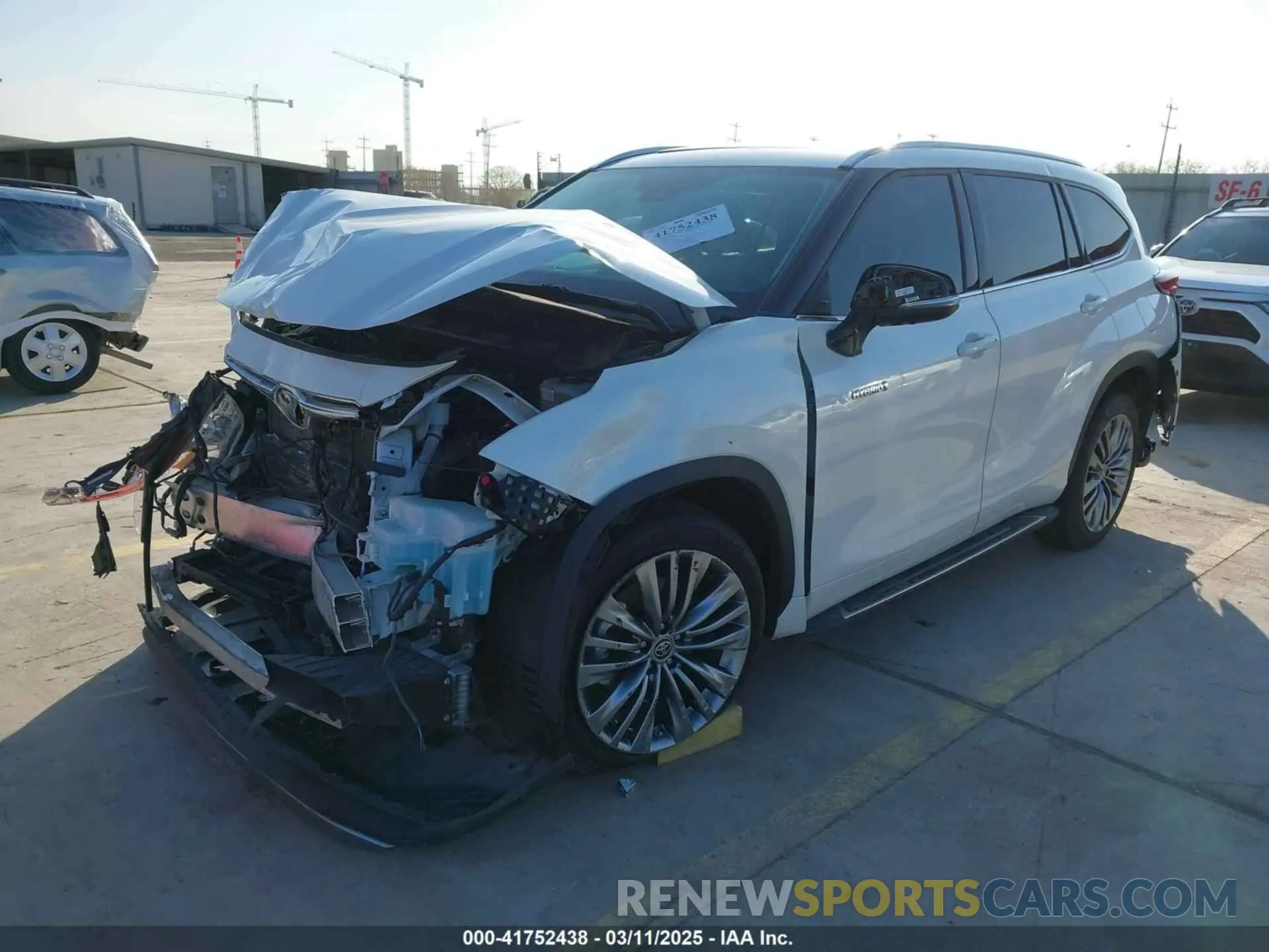 2 Photograph of a damaged car 5TDFARAH3LS004075 TOYOTA HIGHLANDER 2020