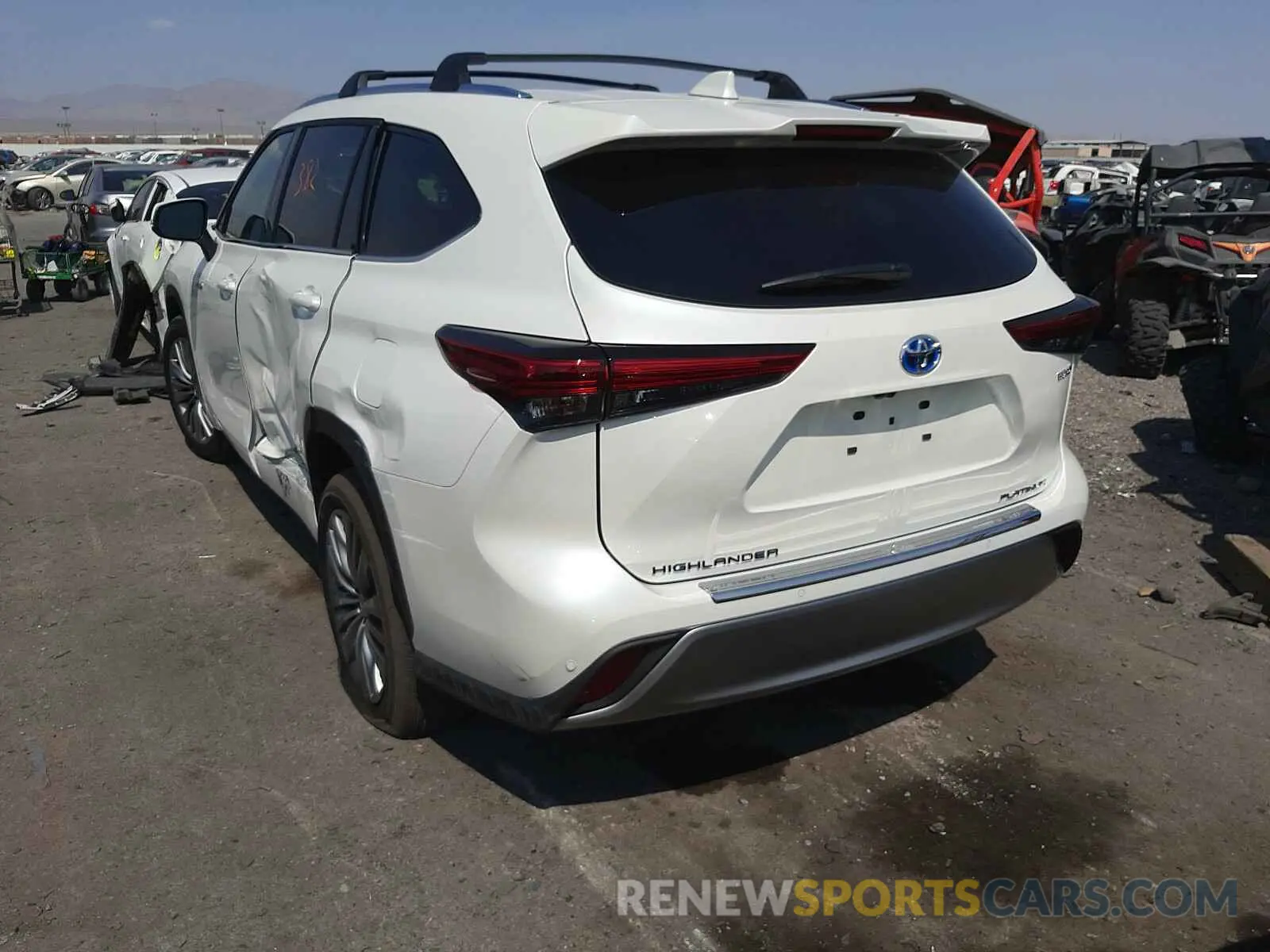 3 Photograph of a damaged car 5TDFARAH9LS003190 TOYOTA HIGHLANDER 2020