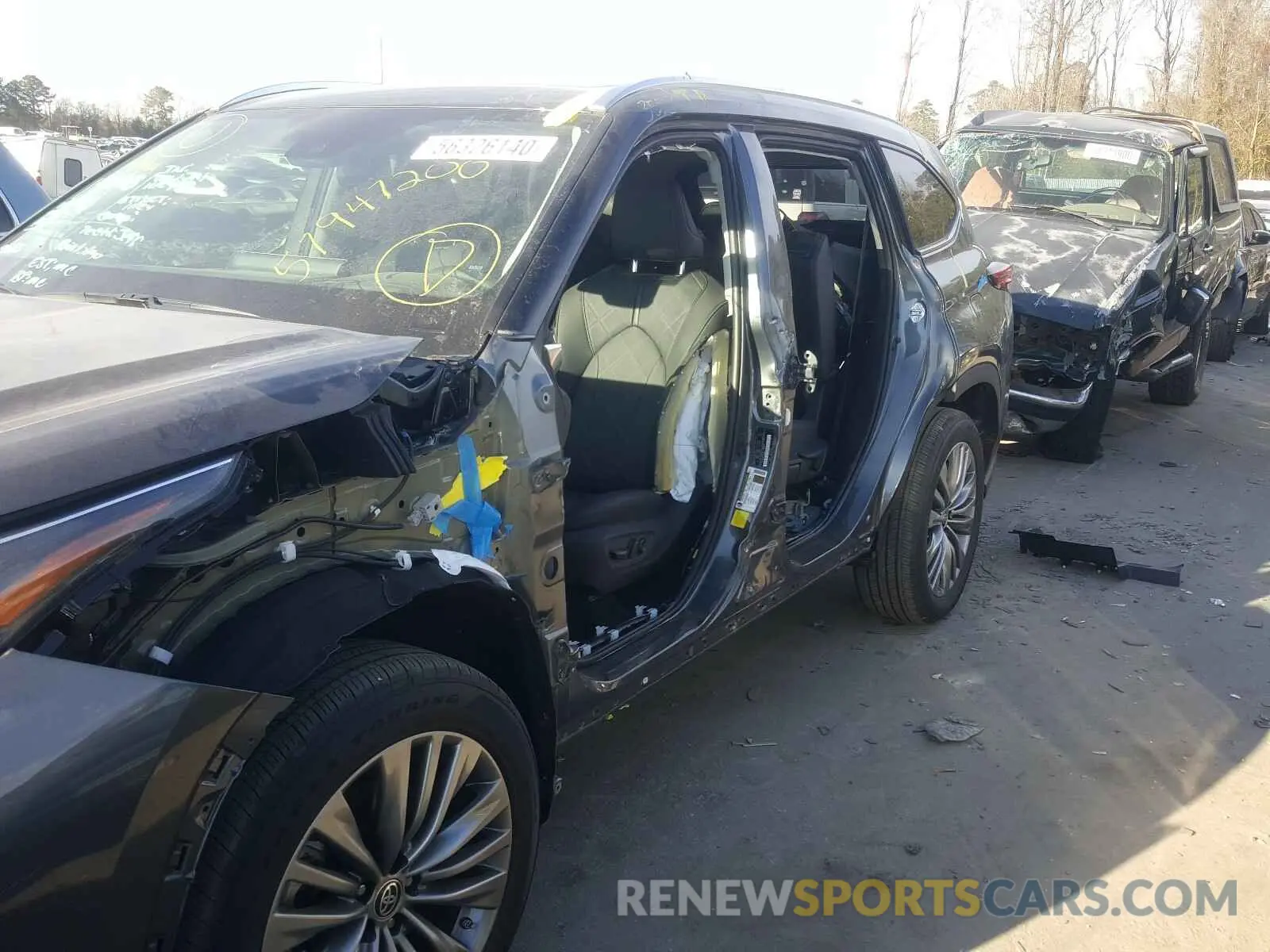 9 Photograph of a damaged car 5TDFZRAH1LS025788 TOYOTA HIGHLANDER 2020