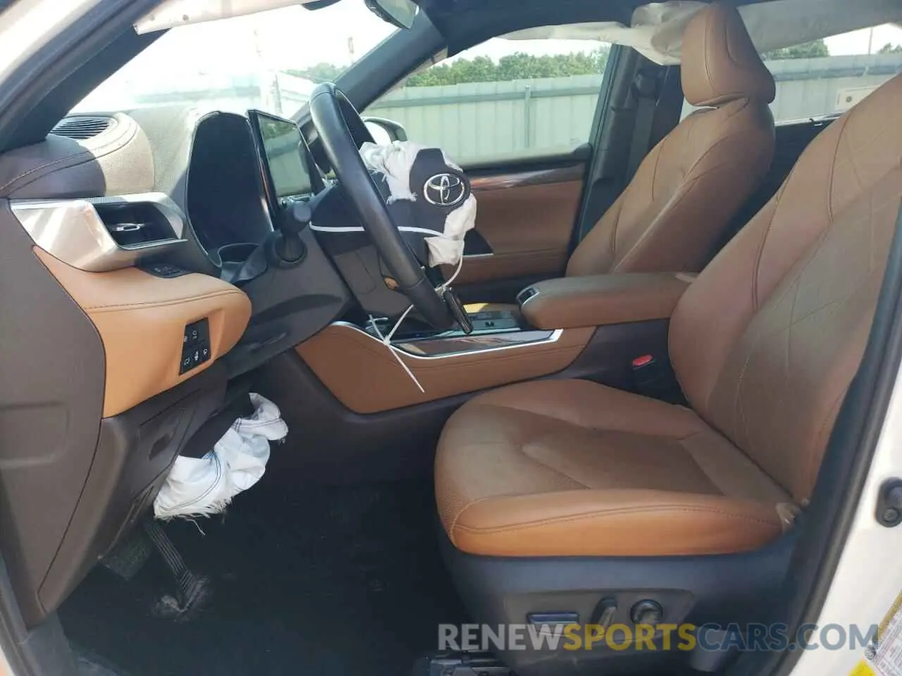 7 Photograph of a damaged car 5TDFZRAH3LS015814 TOYOTA HIGHLANDER 2020