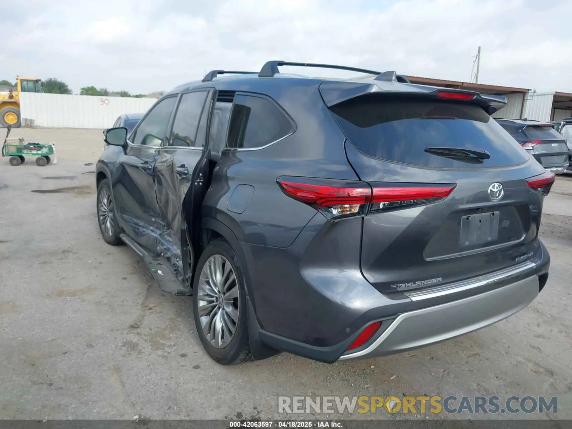 3 Фотография поврежденного автомобиля 5TDFZRAH4LS024733 TOYOTA HIGHLANDER 2020