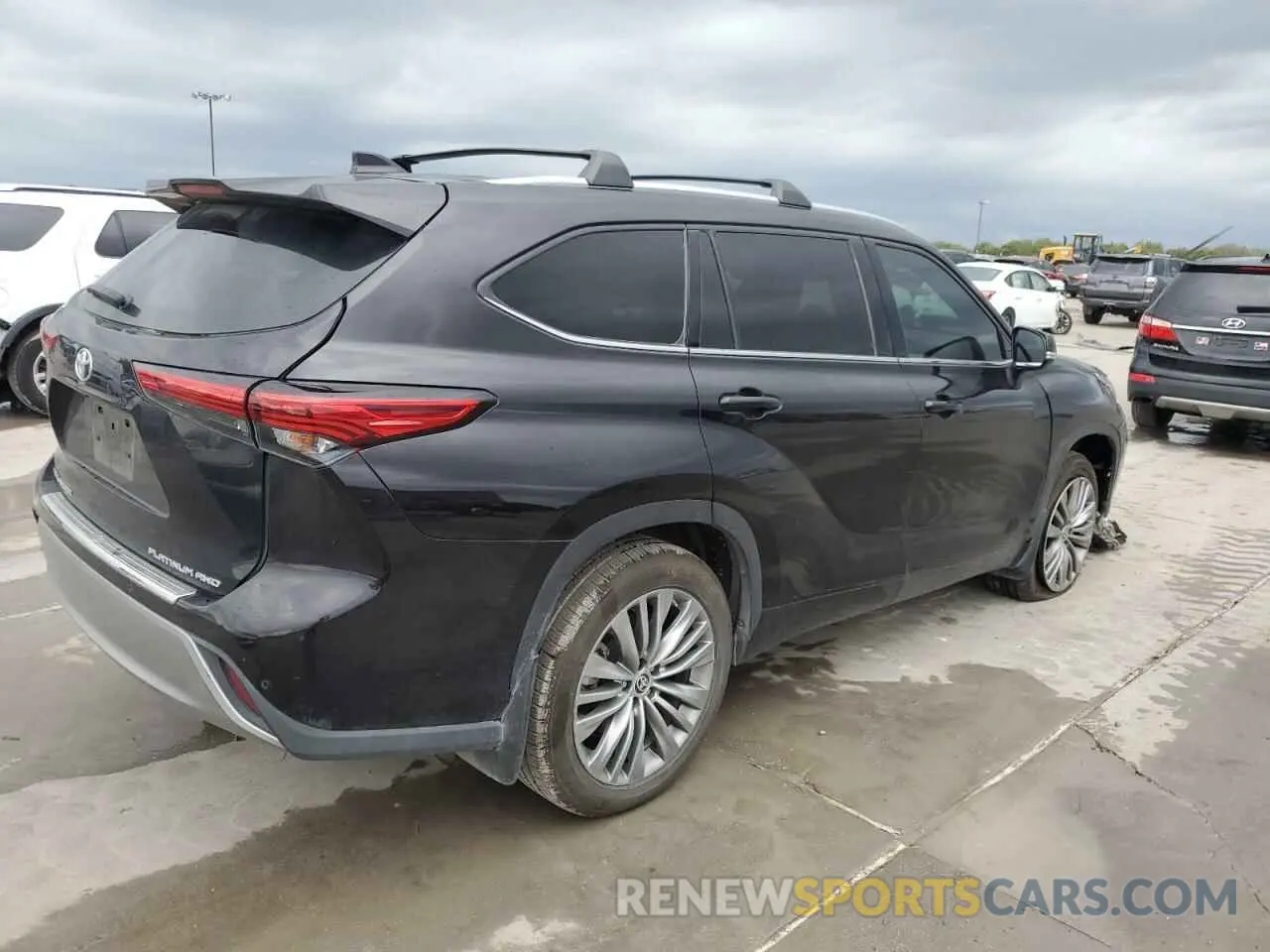 3 Photograph of a damaged car 5TDFZRBH1LS028804 TOYOTA HIGHLANDER 2020