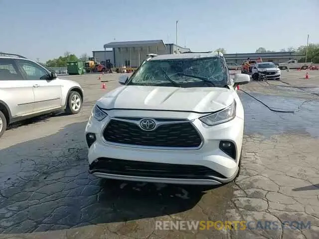 15 Photograph of a damaged car 5TDFZRBH2LS027824 TOYOTA HIGHLANDER 2020