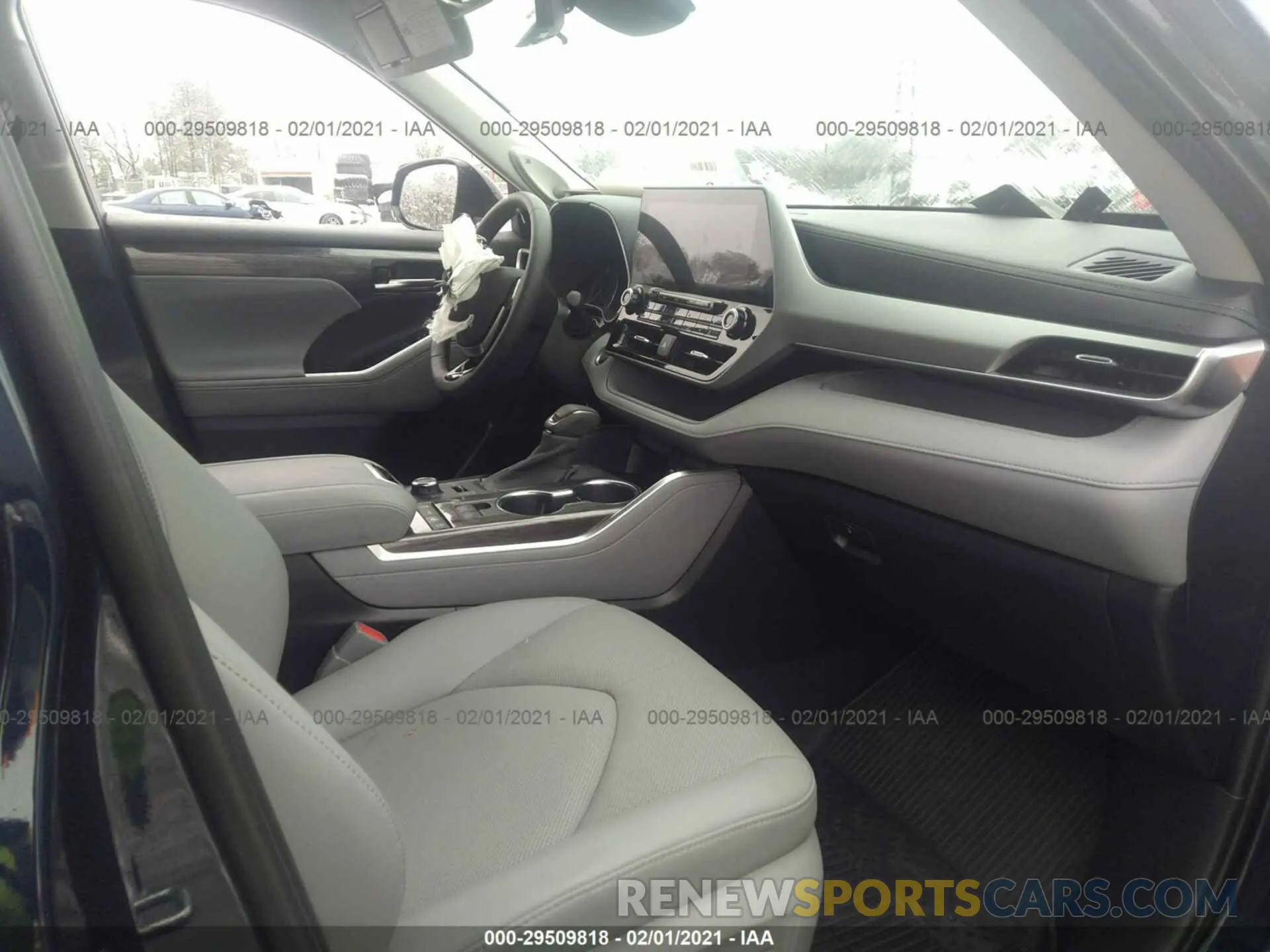 5 Photograph of a damaged car 5TDFZRBH3LS018792 TOYOTA HIGHLANDER 2020