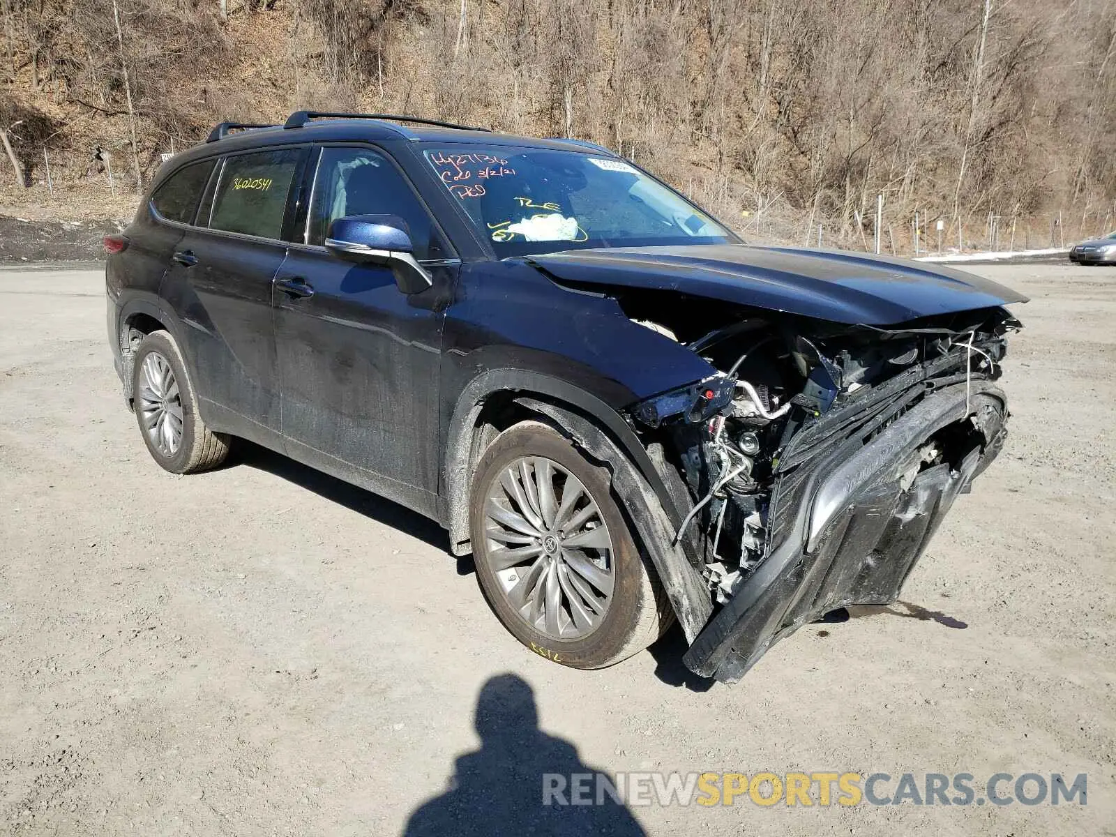 1 Фотография поврежденного автомобиля 5TDFZRBH4LS055205 TOYOTA HIGHLANDER 2020