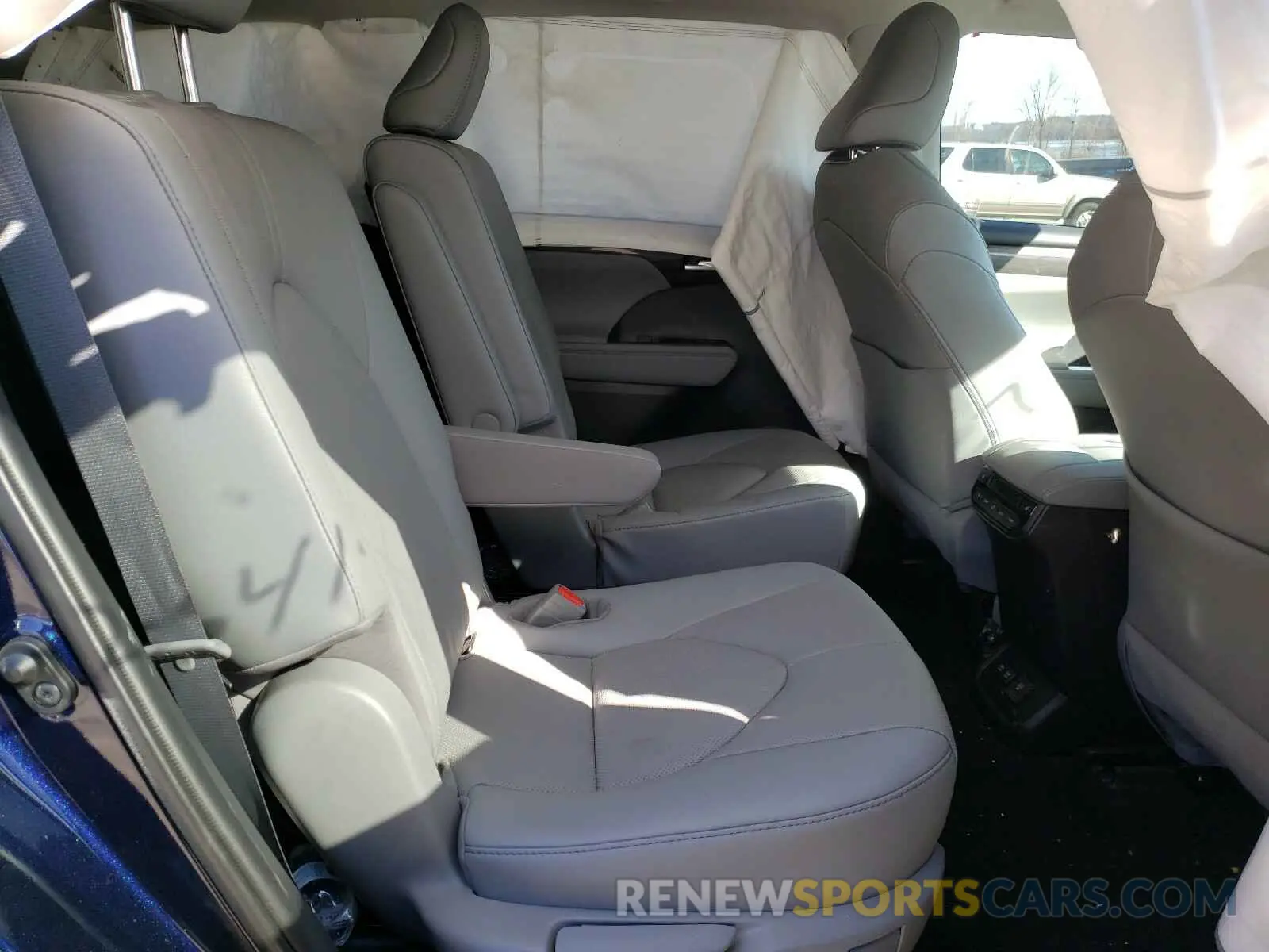 6 Фотография поврежденного автомобиля 5TDFZRBH4LS055205 TOYOTA HIGHLANDER 2020