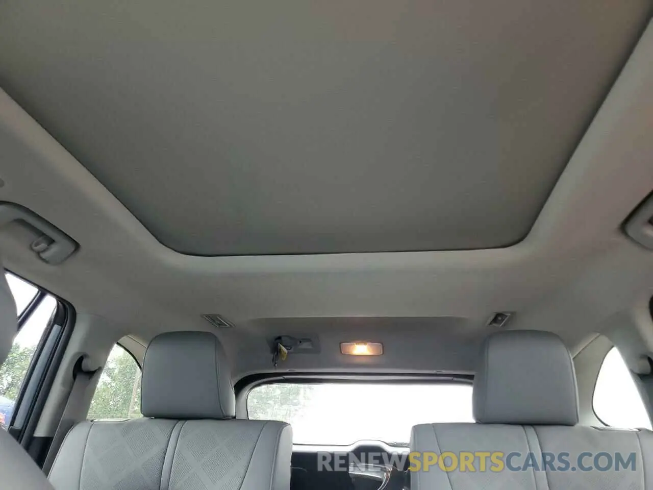 10 Фотография поврежденного автомобиля 5TDFZRBH9LS050744 TOYOTA HIGHLANDER 2020