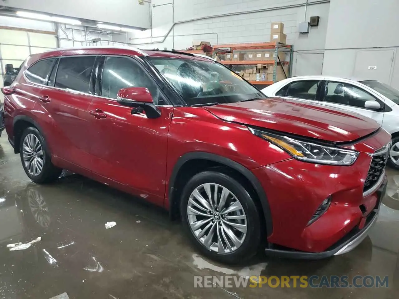 4 Photograph of a damaged car 5TDFZRBHXLS046489 TOYOTA HIGHLANDER 2020