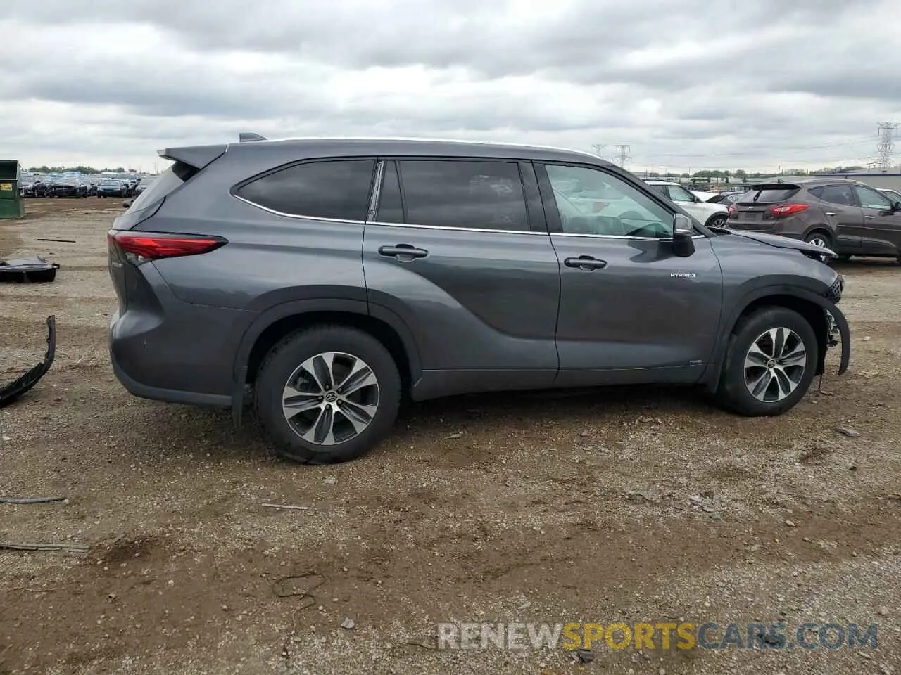 3 Photograph of a damaged car 5TDGBRCH6LS507002 TOYOTA HIGHLANDER 2020
