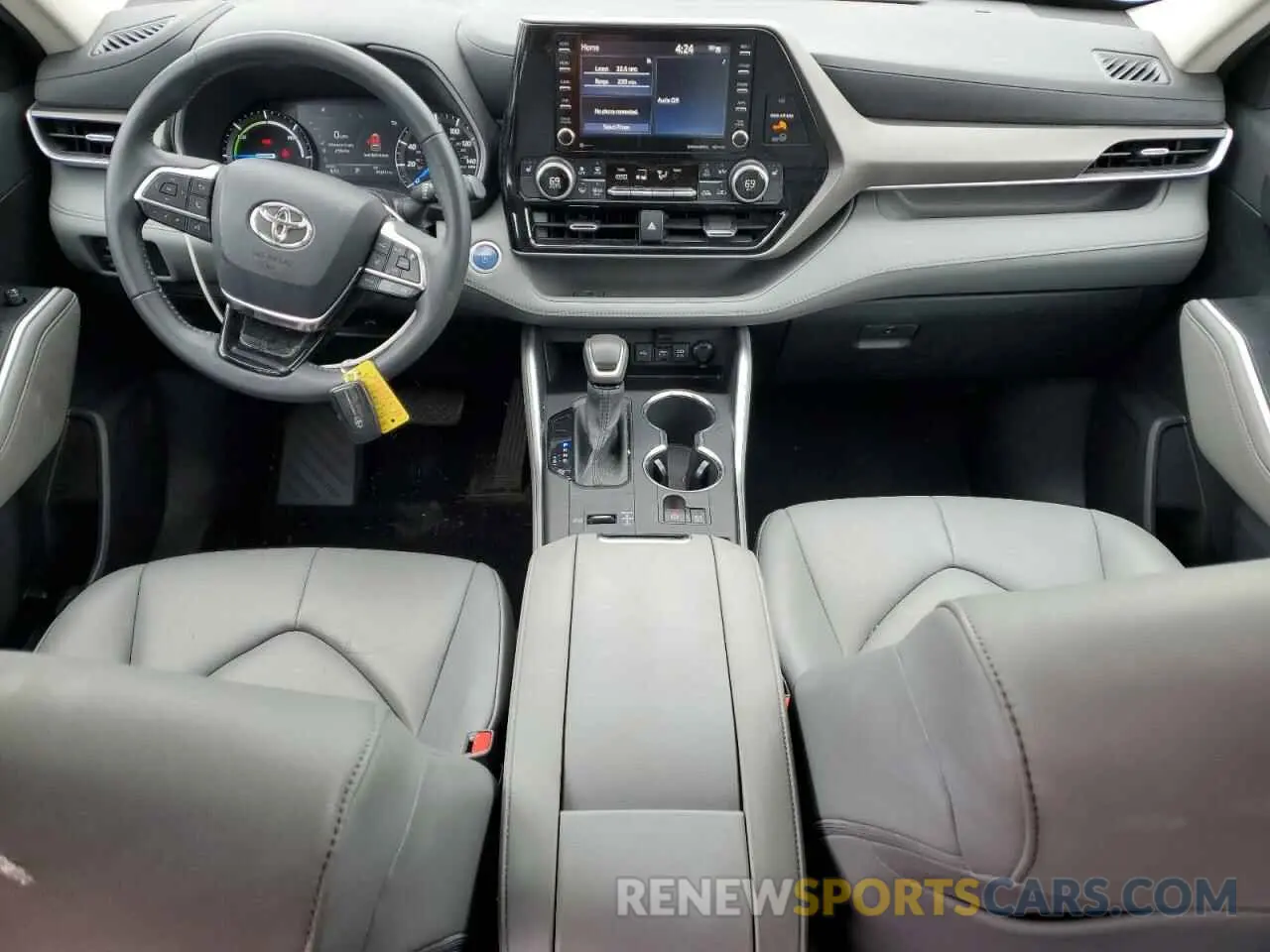 8 Photograph of a damaged car 5TDGBRCHXLS508704 TOYOTA HIGHLANDER 2020