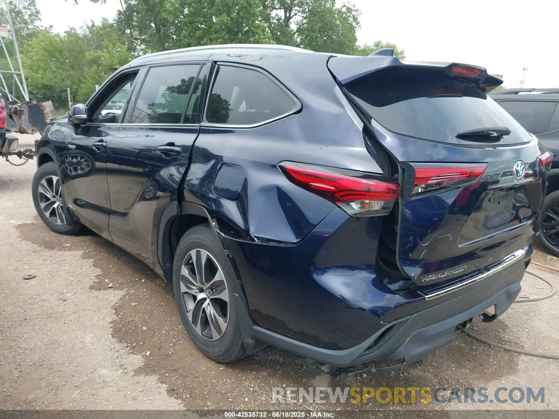 3 Фотография поврежденного автомобиля 5TDGBRCHXLS512039 TOYOTA HIGHLANDER 2020