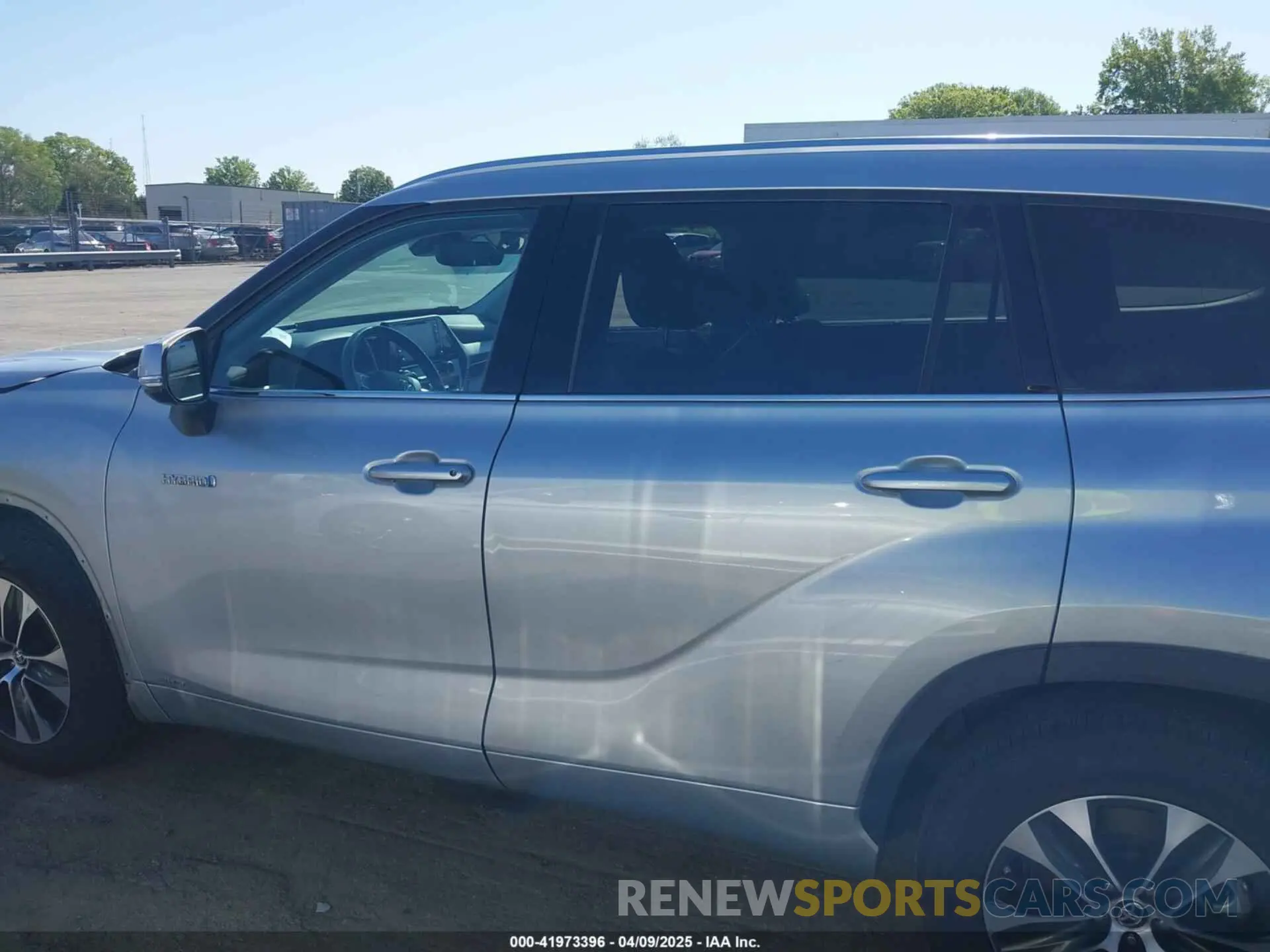 15 Фотография поврежденного автомобиля 5TDGBRCHXLS512512 TOYOTA HIGHLANDER 2020