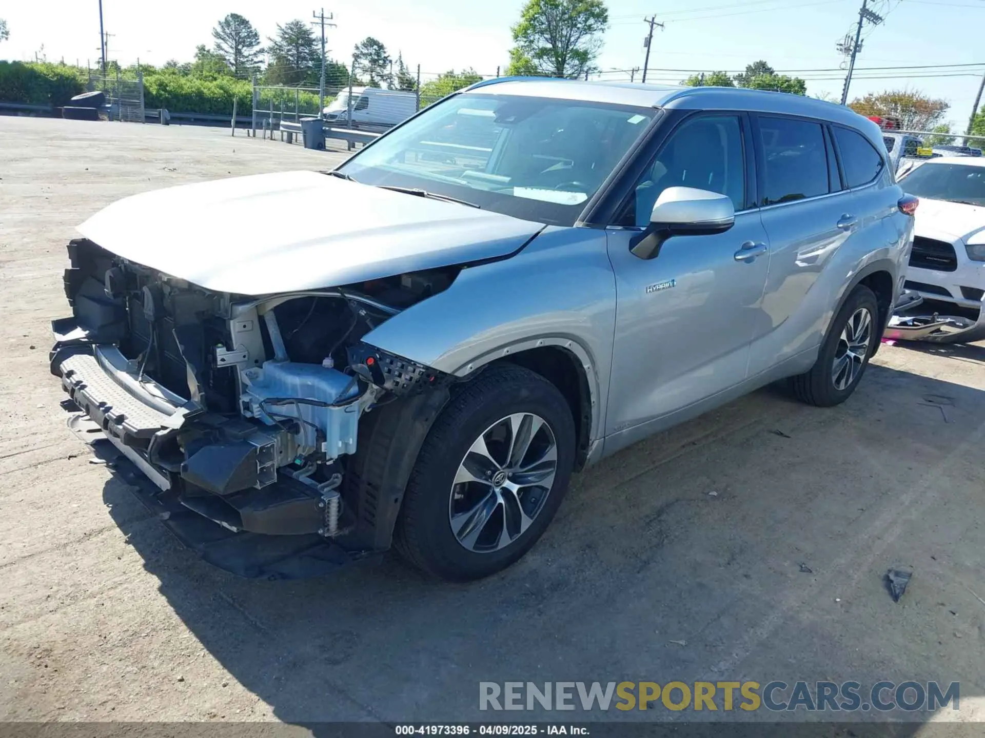2 Фотография поврежденного автомобиля 5TDGBRCHXLS512512 TOYOTA HIGHLANDER 2020