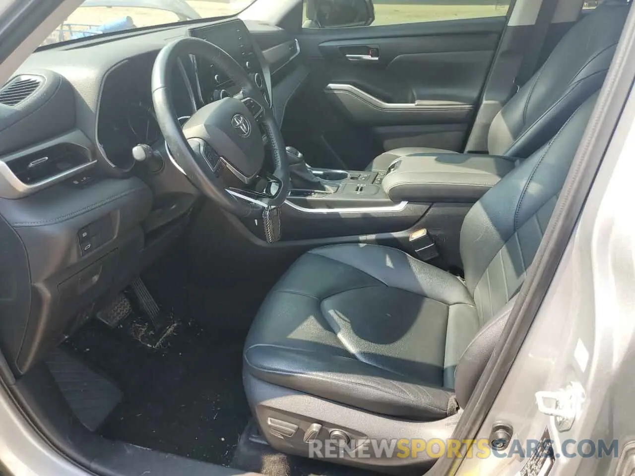 7 Photograph of a damaged car 5TDGZRAH0LS503185 TOYOTA HIGHLANDER 2020