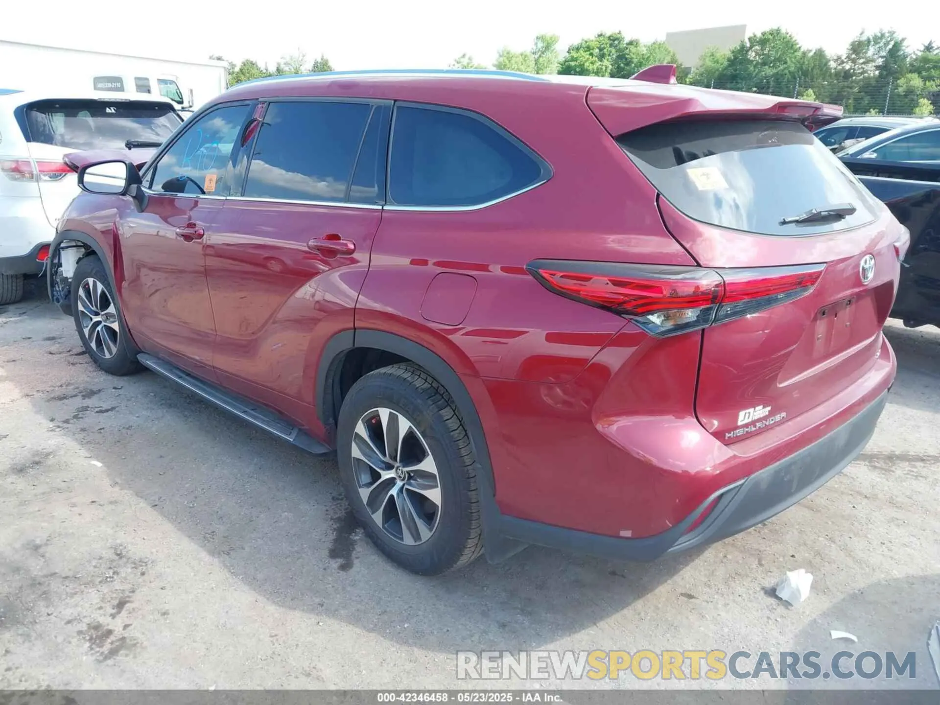 3 Photograph of a damaged car 5TDGZRAH0LS510993 TOYOTA HIGHLANDER 2020