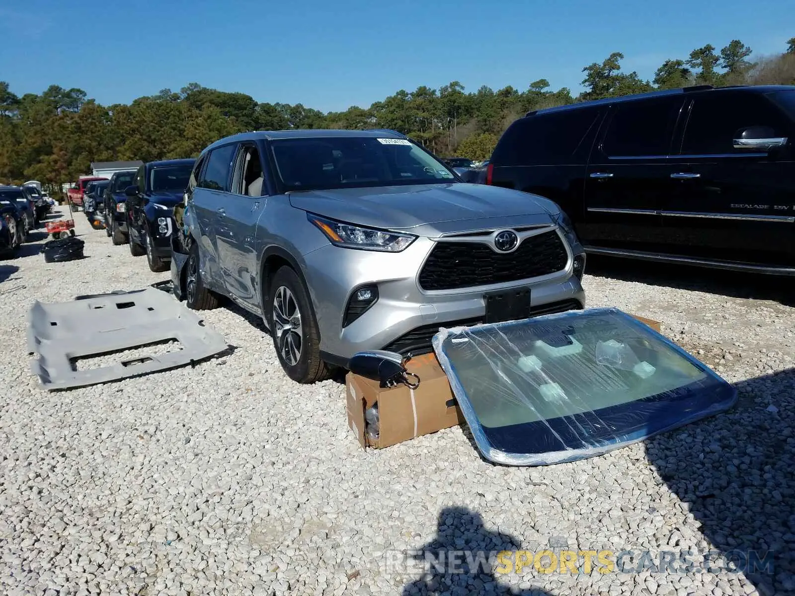 1 Photograph of a damaged car 5TDGZRAH1LS012298 TOYOTA HIGHLANDER 2020