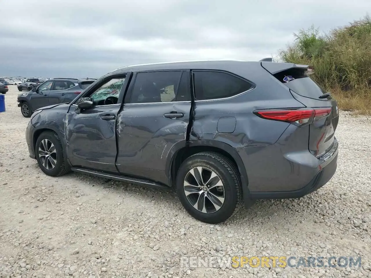 2 Photograph of a damaged car 5TDGZRAH2LS004257 TOYOTA HIGHLANDER 2020