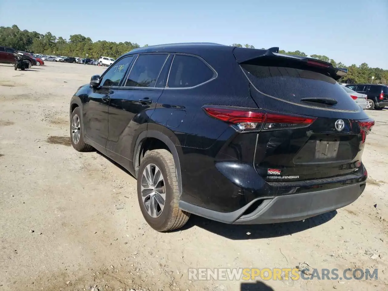 1 Photograph of a damaged car 5TDGZRAH4LS027457 TOYOTA HIGHLANDER 2020