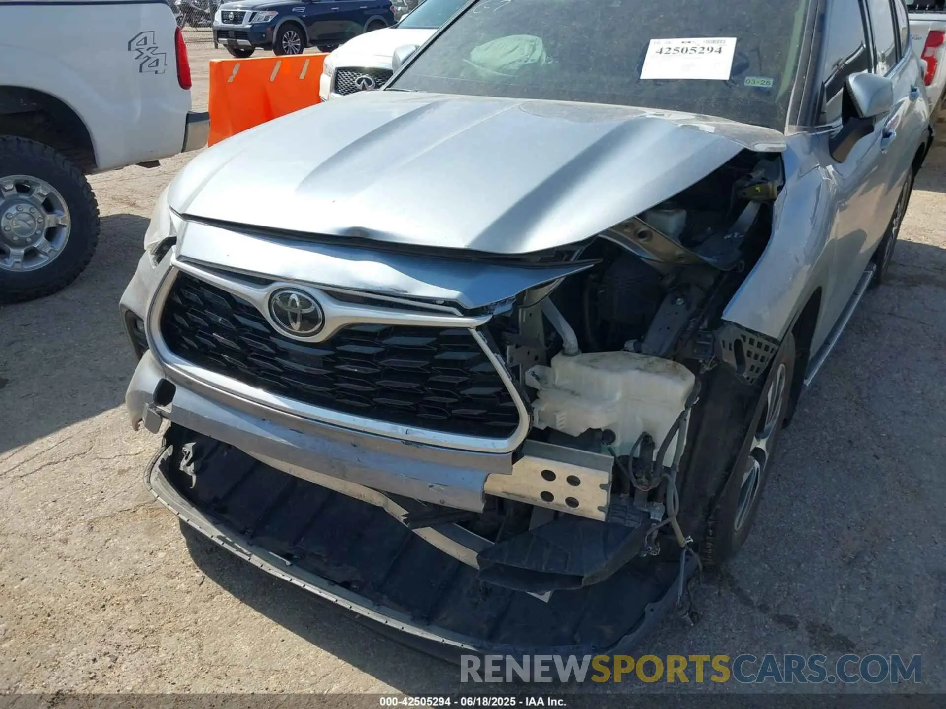 6 Photograph of a damaged car 5TDGZRAH4LS028656 TOYOTA HIGHLANDER 2020