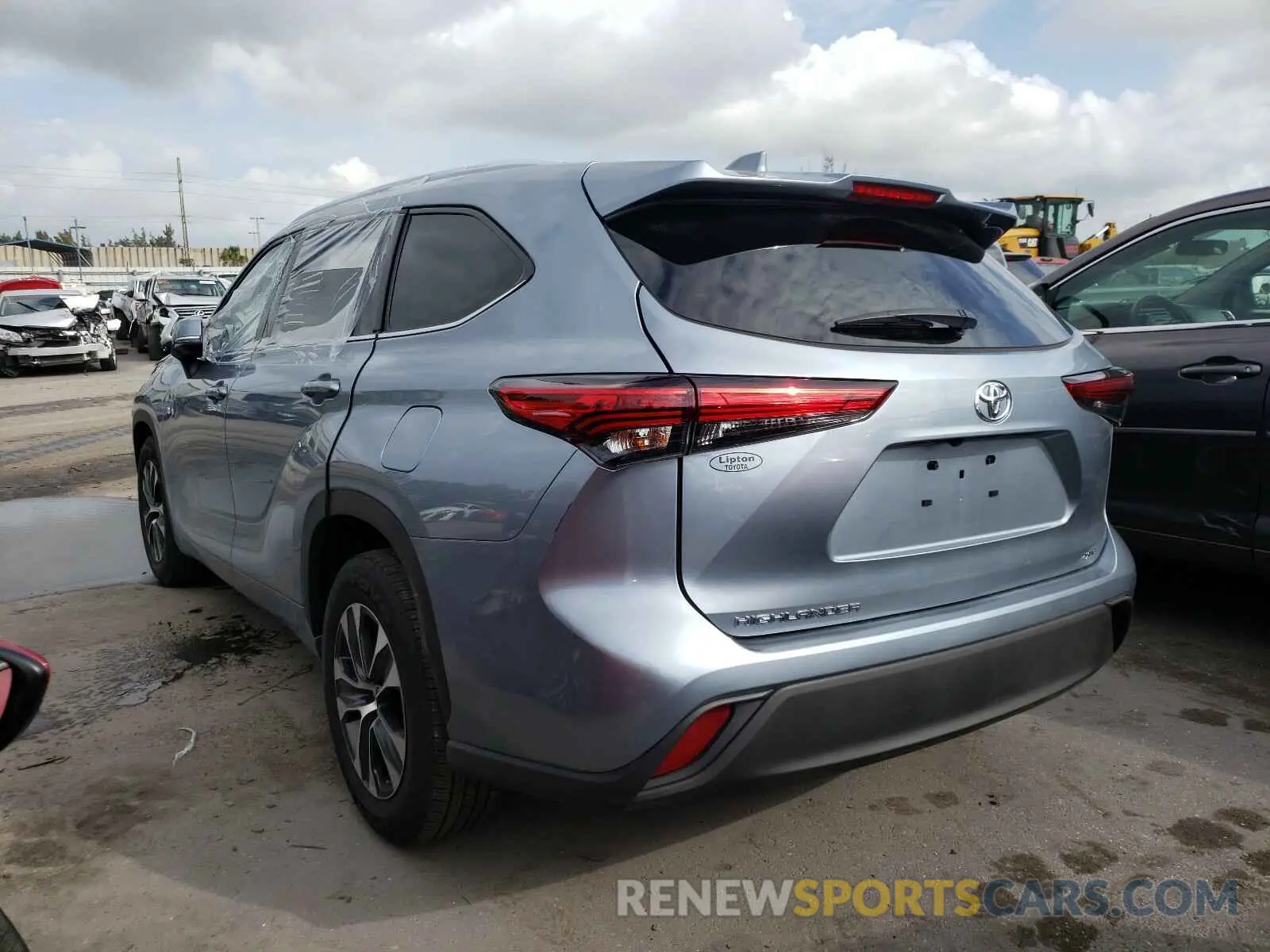 3 Photograph of a damaged car 5TDGZRAH5LS003894 TOYOTA HIGHLANDER 2020