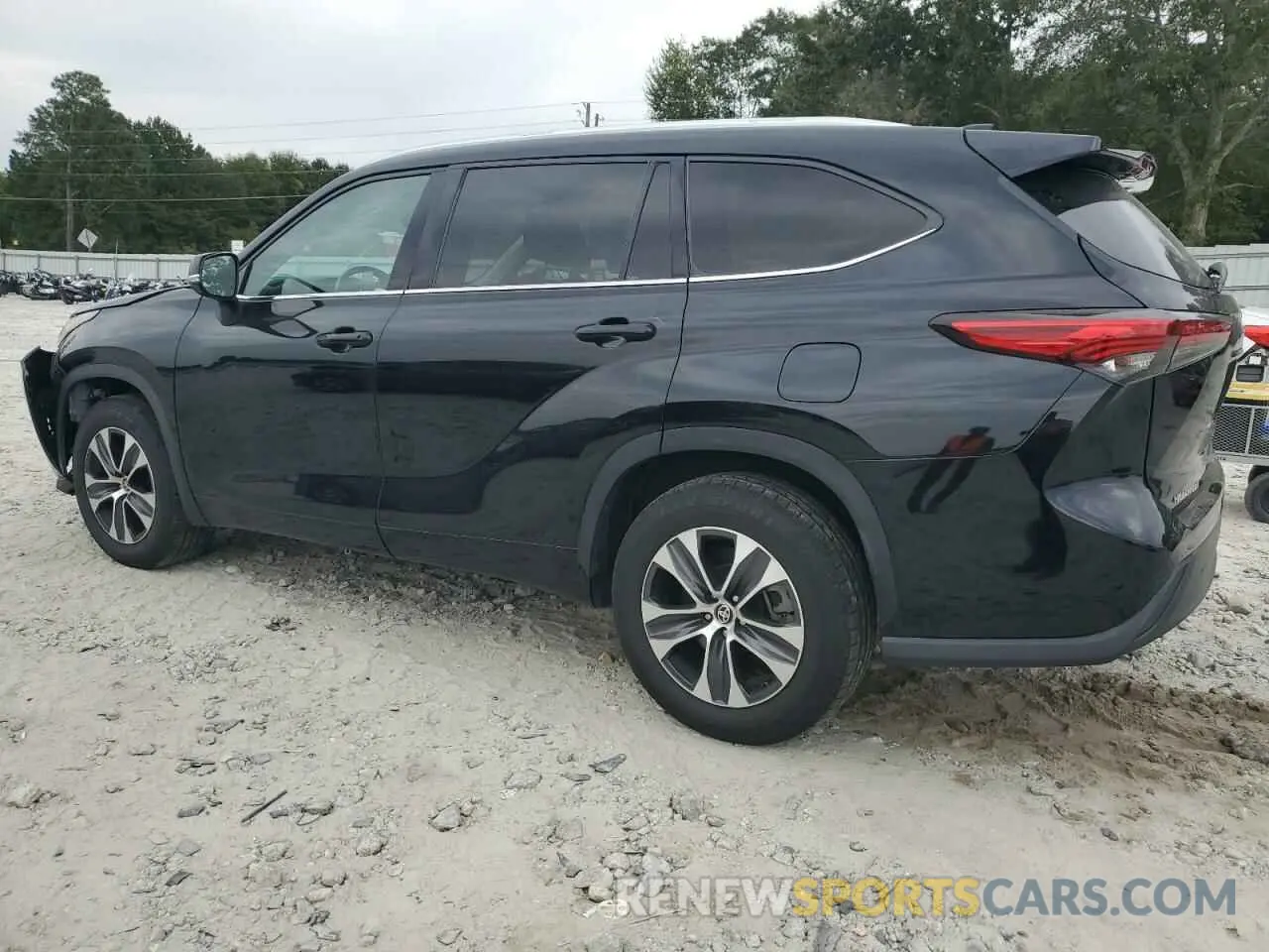 2 Photograph of a damaged car 5TDGZRAH6LS009333 TOYOTA HIGHLANDER 2020