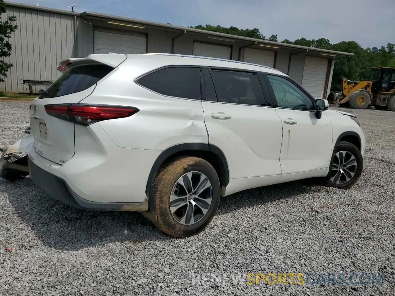 3 Photograph of a damaged car 5TDGZRAH9LS504383 TOYOTA HIGHLANDER 2020